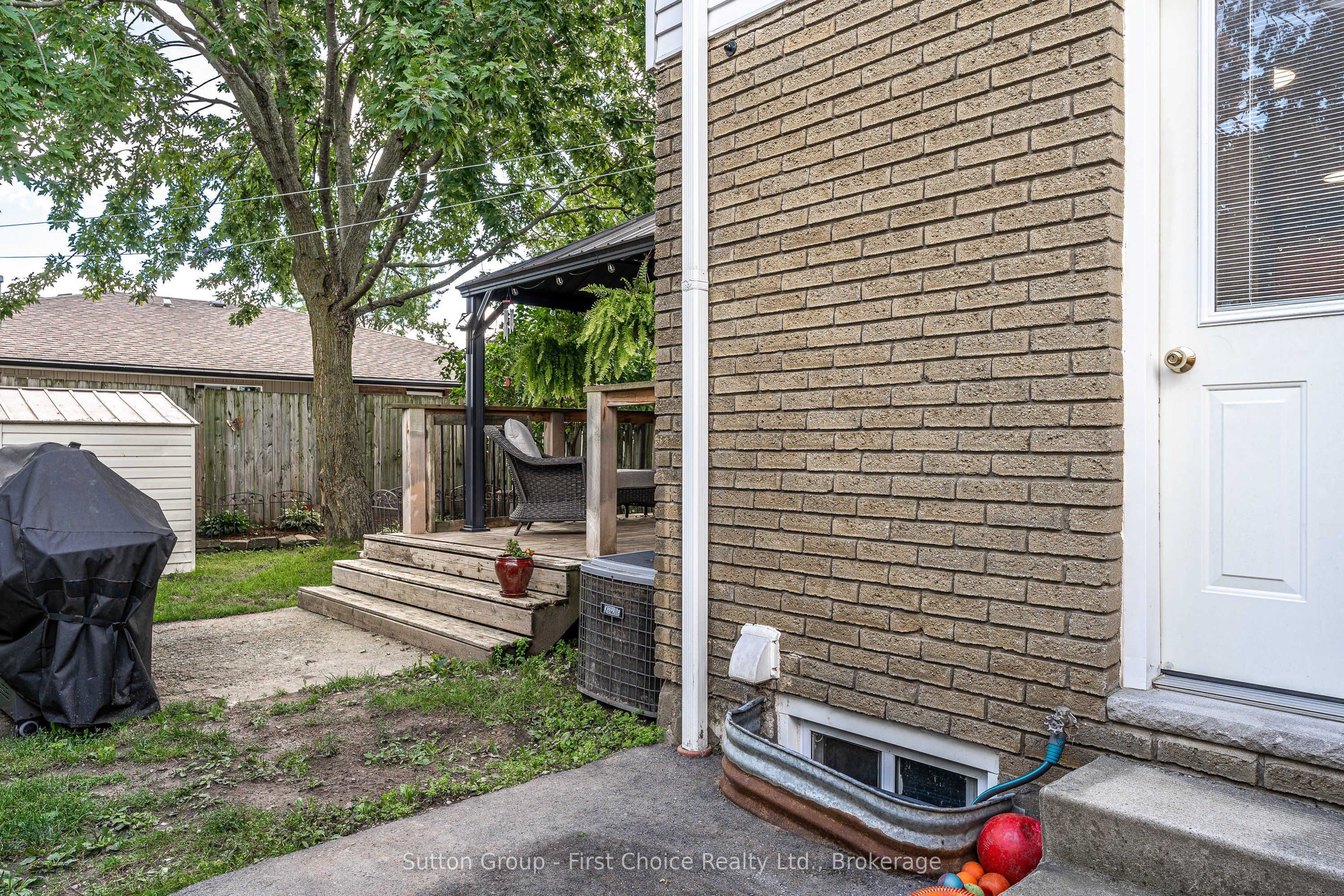 97 Graham Crescent Property Photo 27
