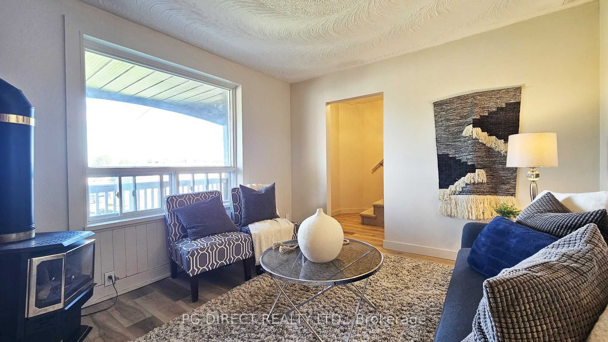 48 Wallbridge Crescent Property Photo 6