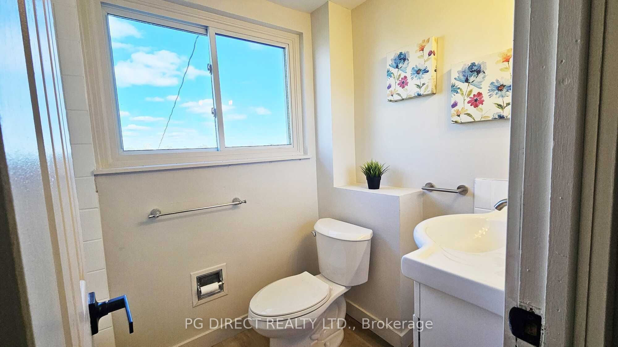 48 Wallbridge Crescent Property Photo 15