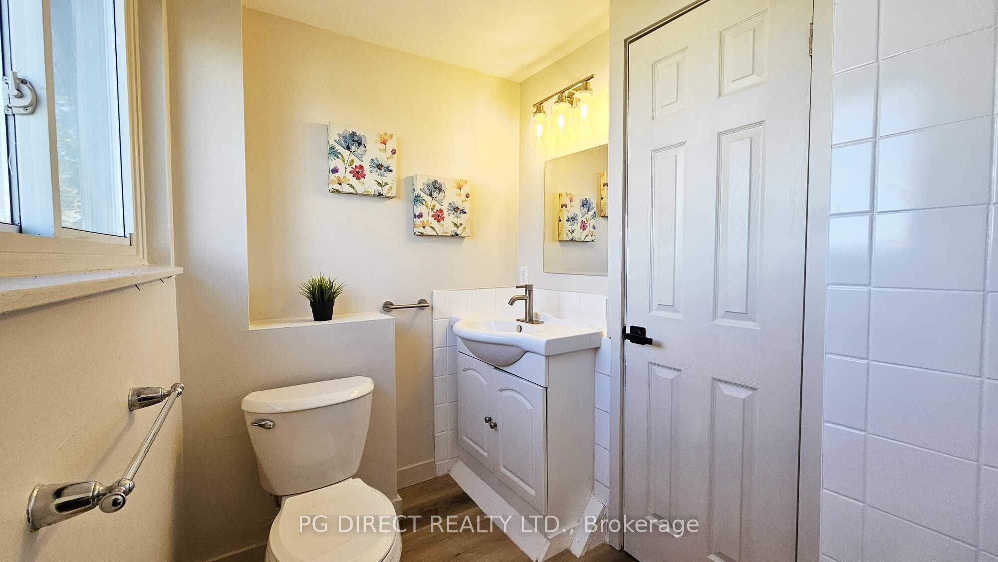 48 Wallbridge Crescent Property Photo 16