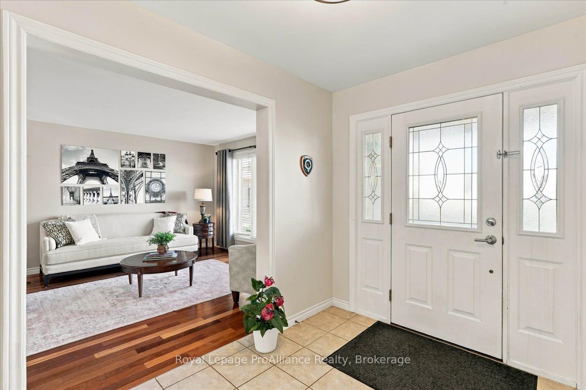24 Bristol Place Property Photo 5