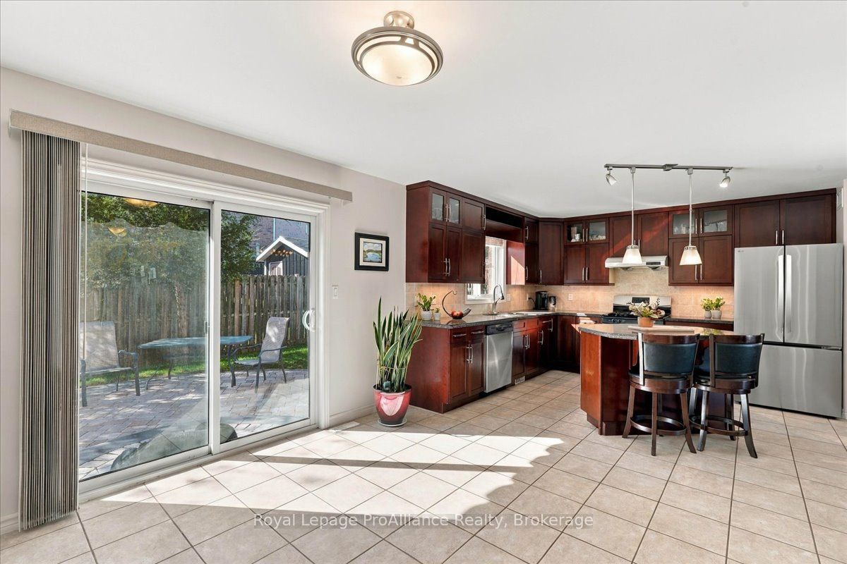 24 Bristol Place Property Photo 12