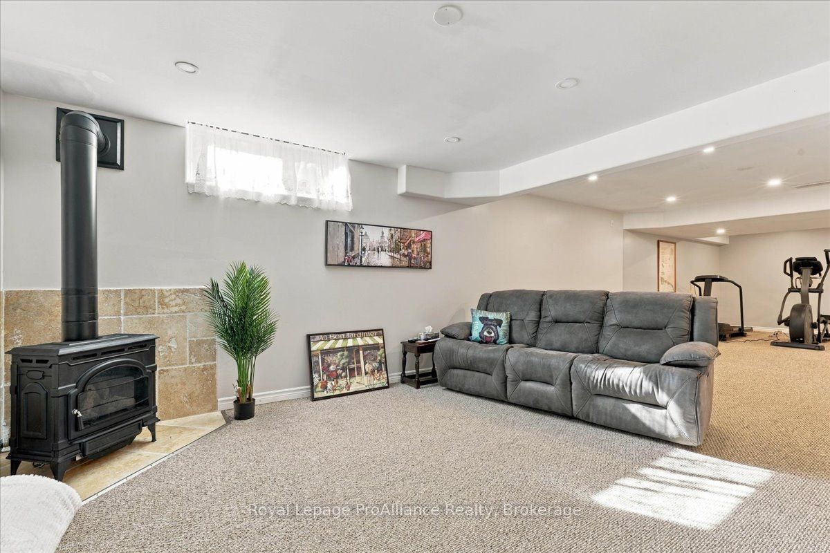 24 Bristol Place Property Photo 30