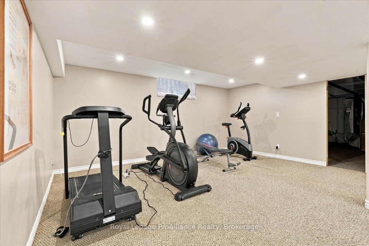 24 Bristol Place Property Photo 34