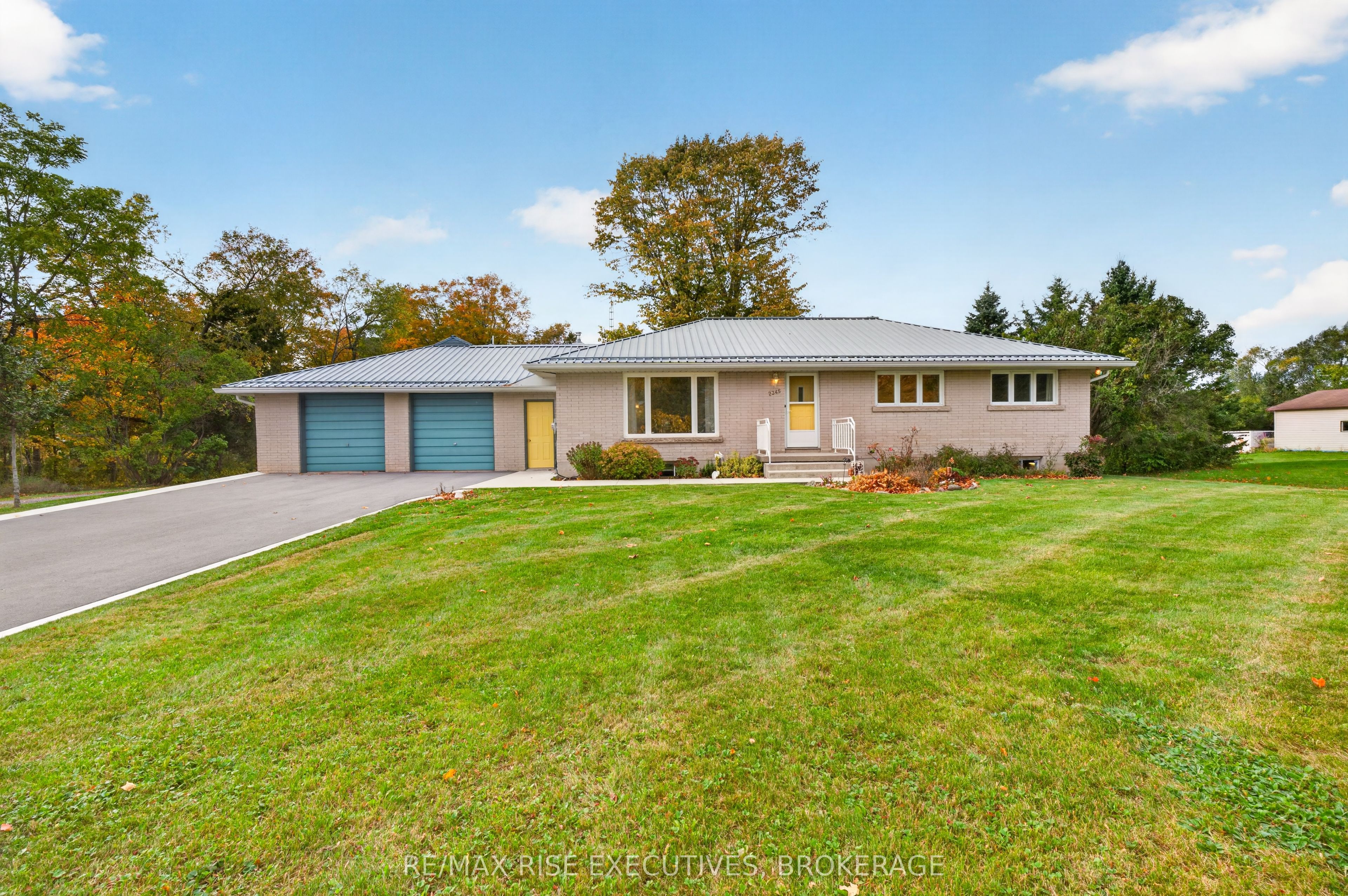 2345 Leeman Road Property Photo 1