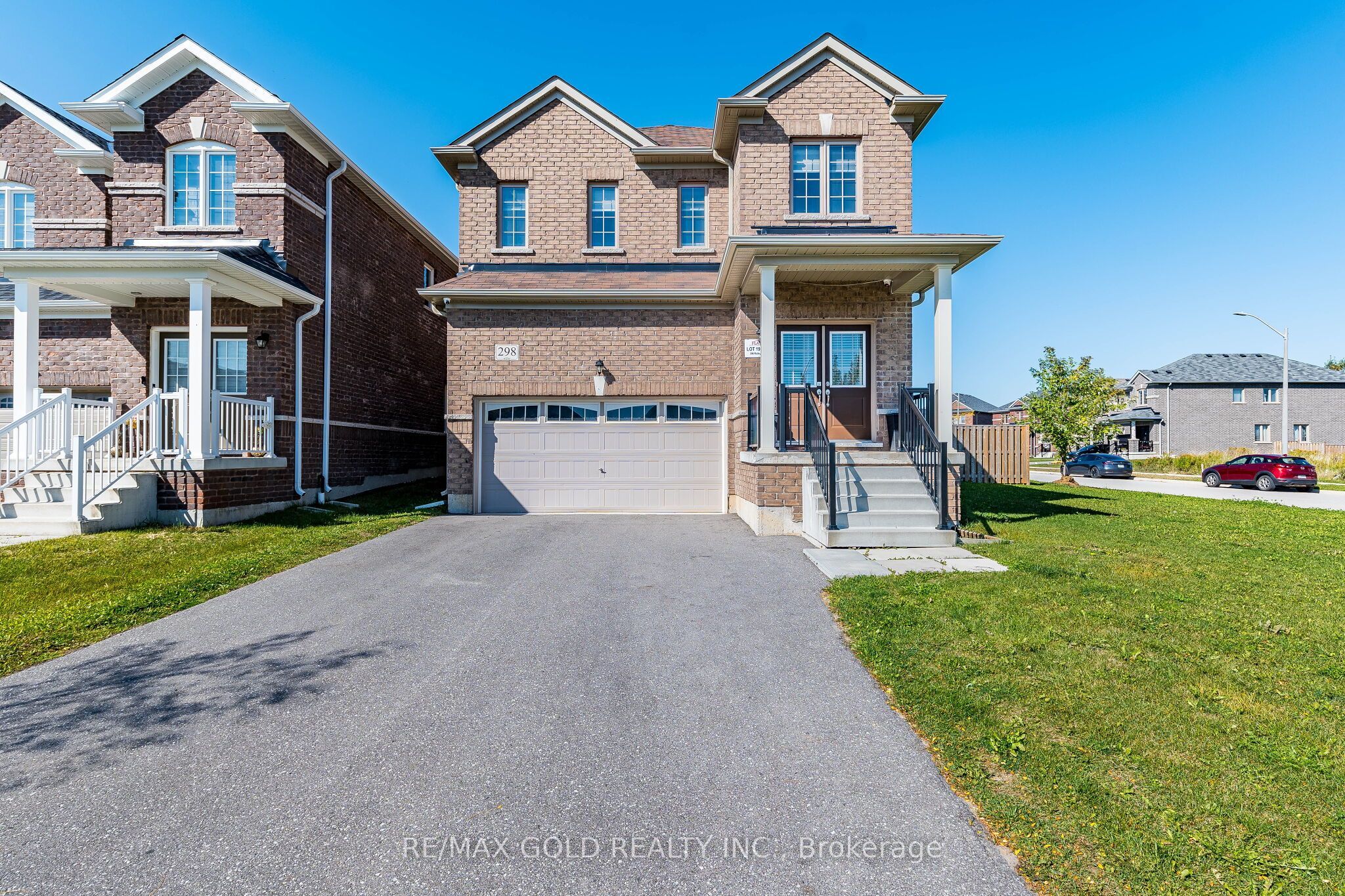298 Ridley Crescent Property Photo 1