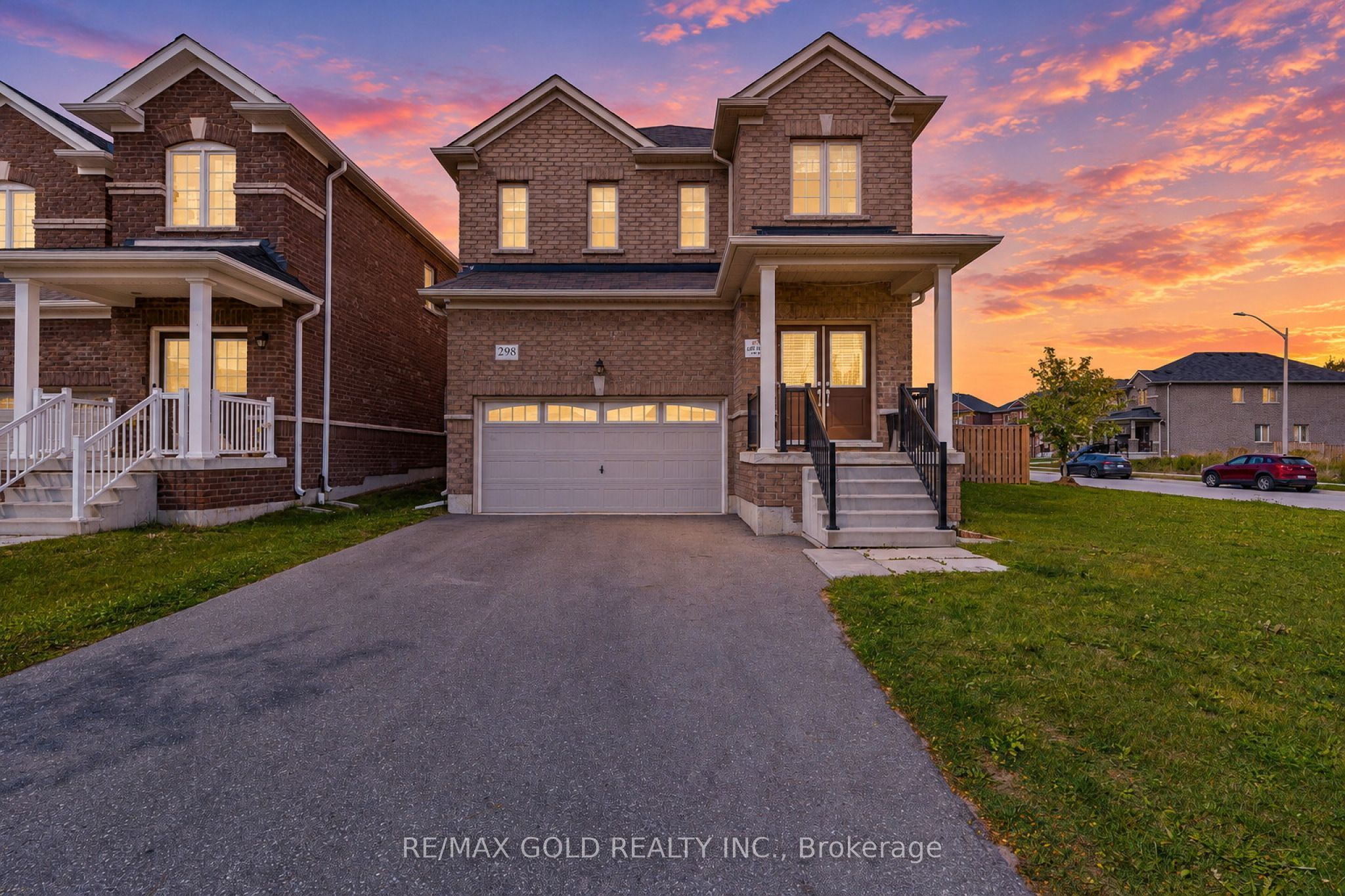 298 Ridley Crescent Property Photo 2