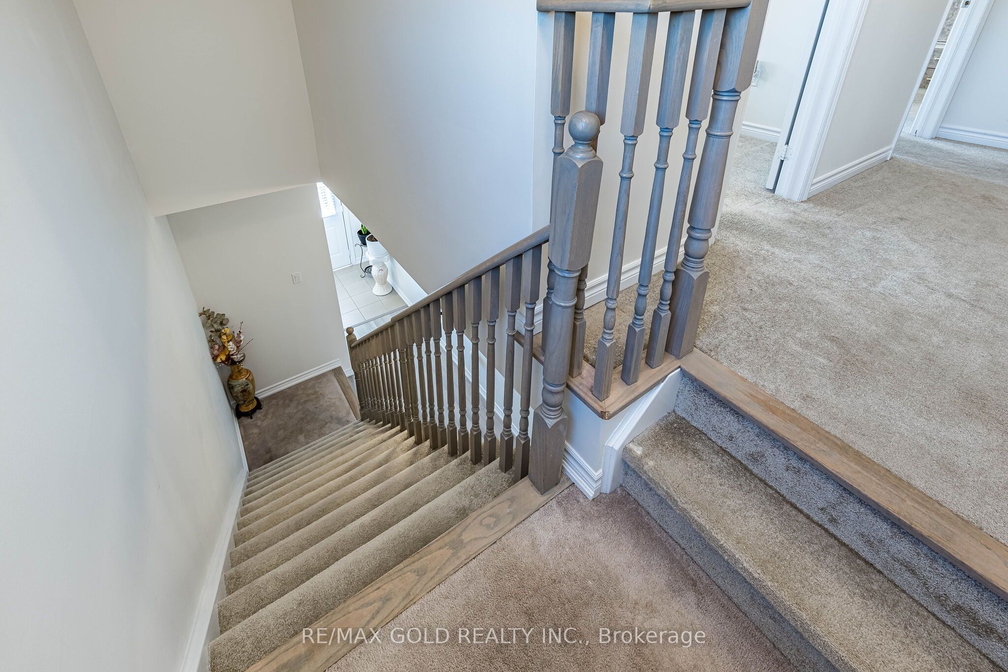 298 Ridley Crescent Property Photo 21