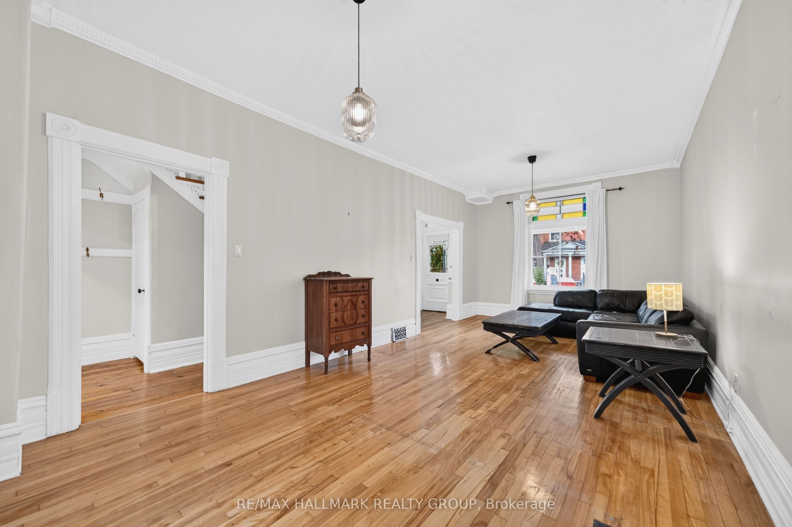 182 Pretoria Avenue Property Photo 10