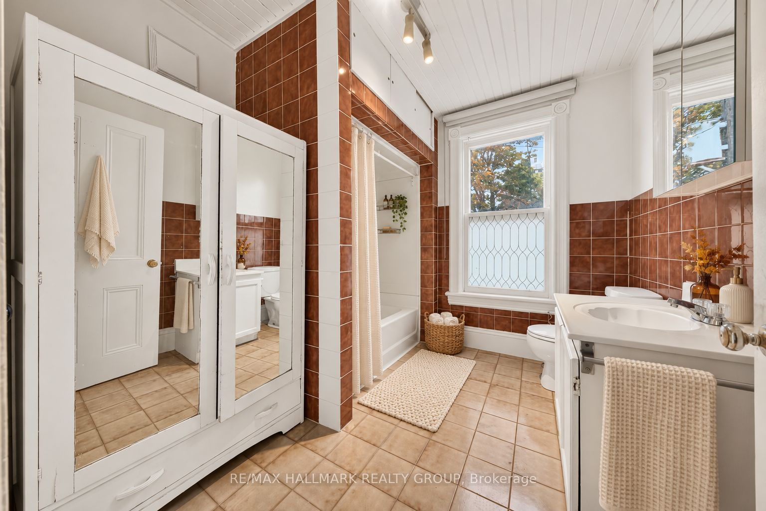 182 Pretoria Avenue Property Photo 25