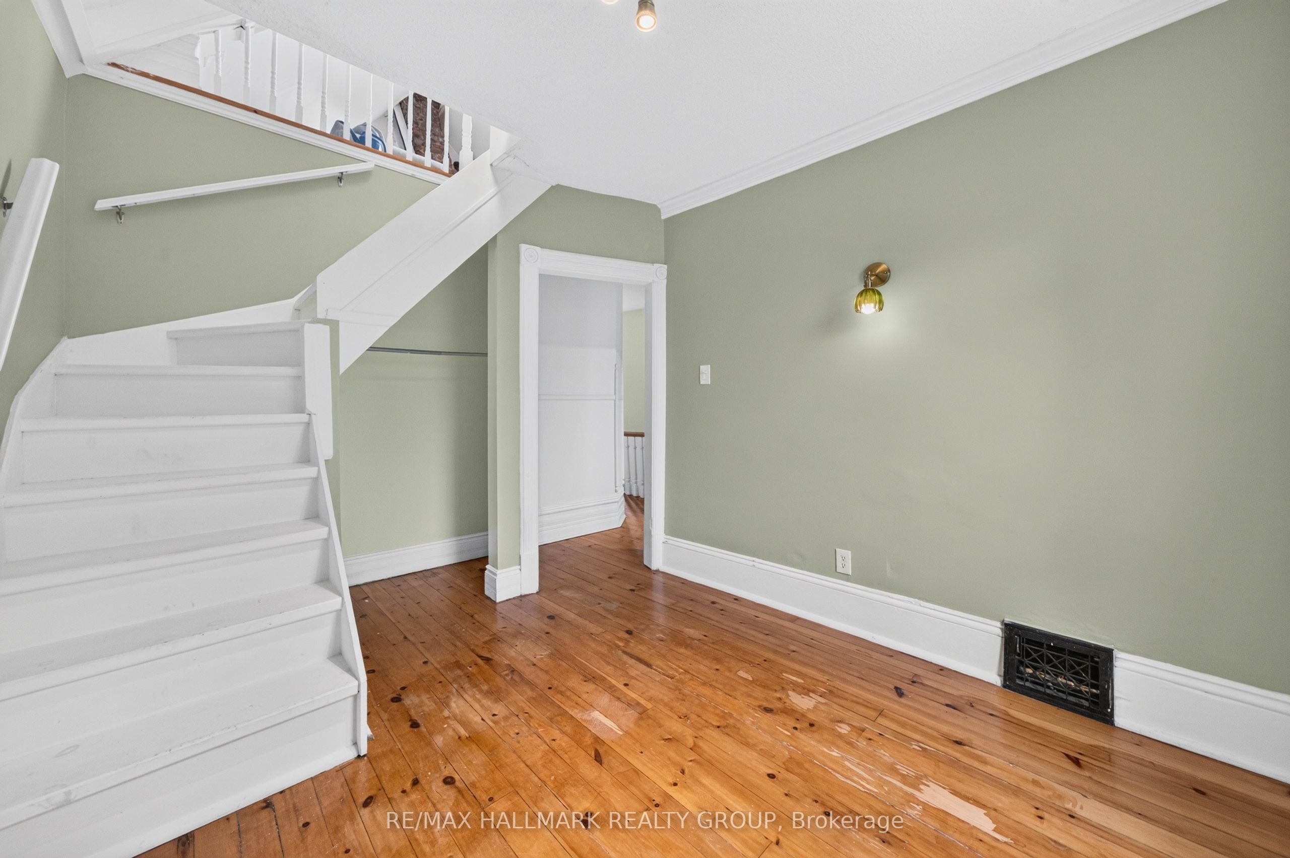 182 Pretoria Avenue Property Photo 34