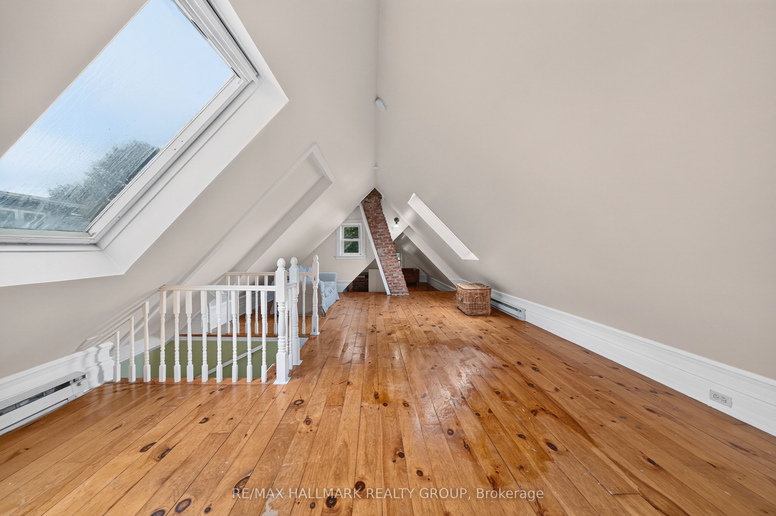 182 Pretoria Avenue Property Photo 37