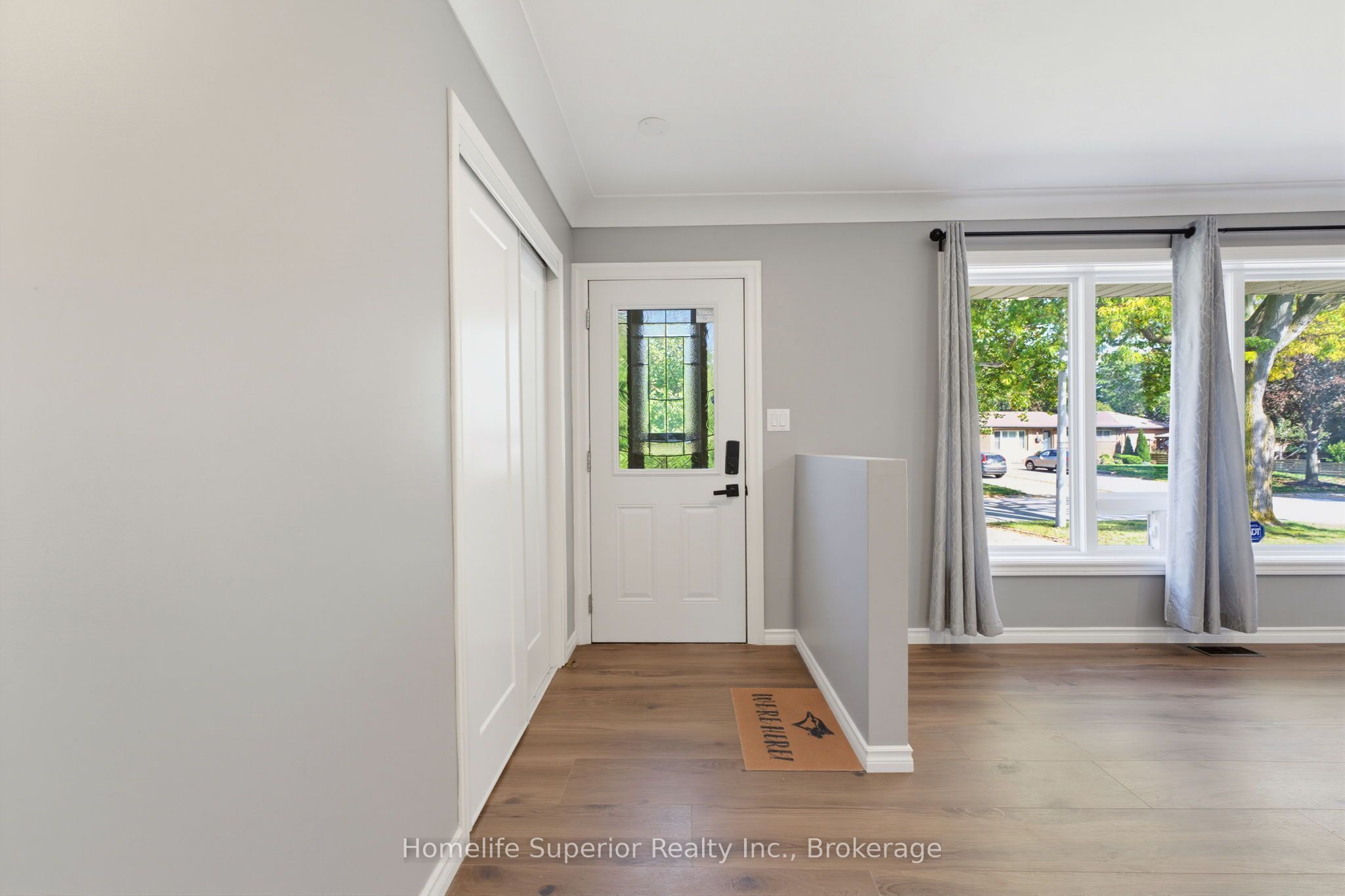 41 Wiltshire Drive N Property Photo 5