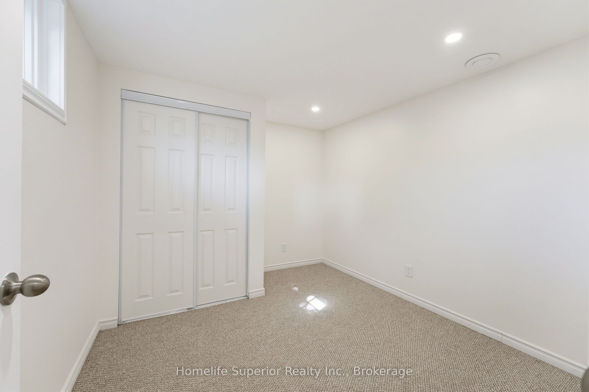 41 Wiltshire Drive N Property Photo 22