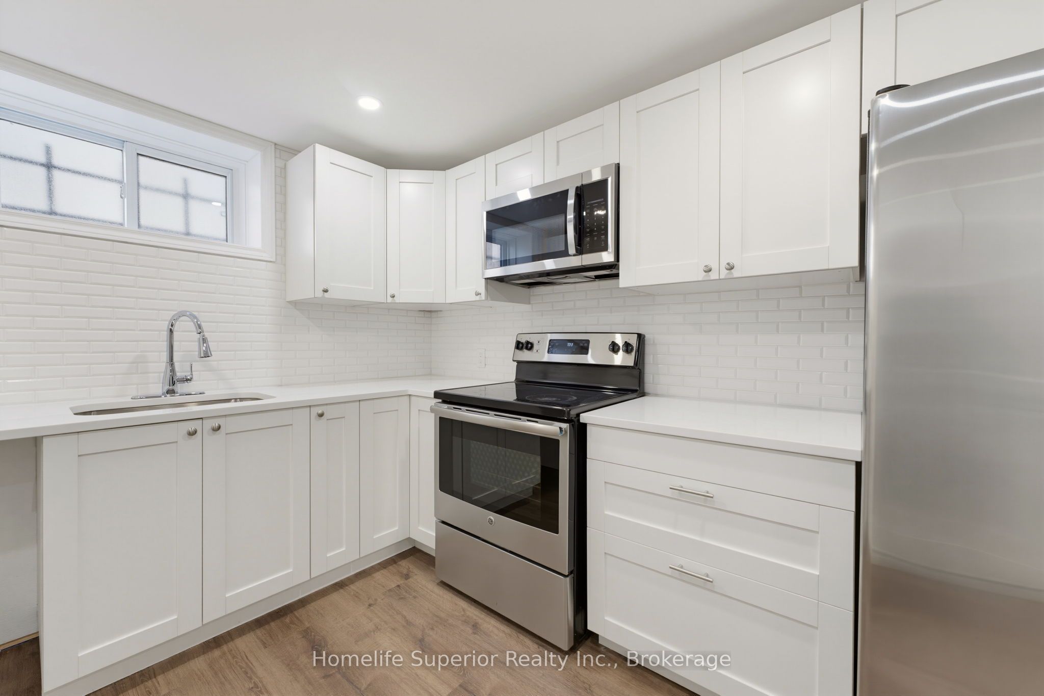 41 Wiltshire Drive N Property Photo 25