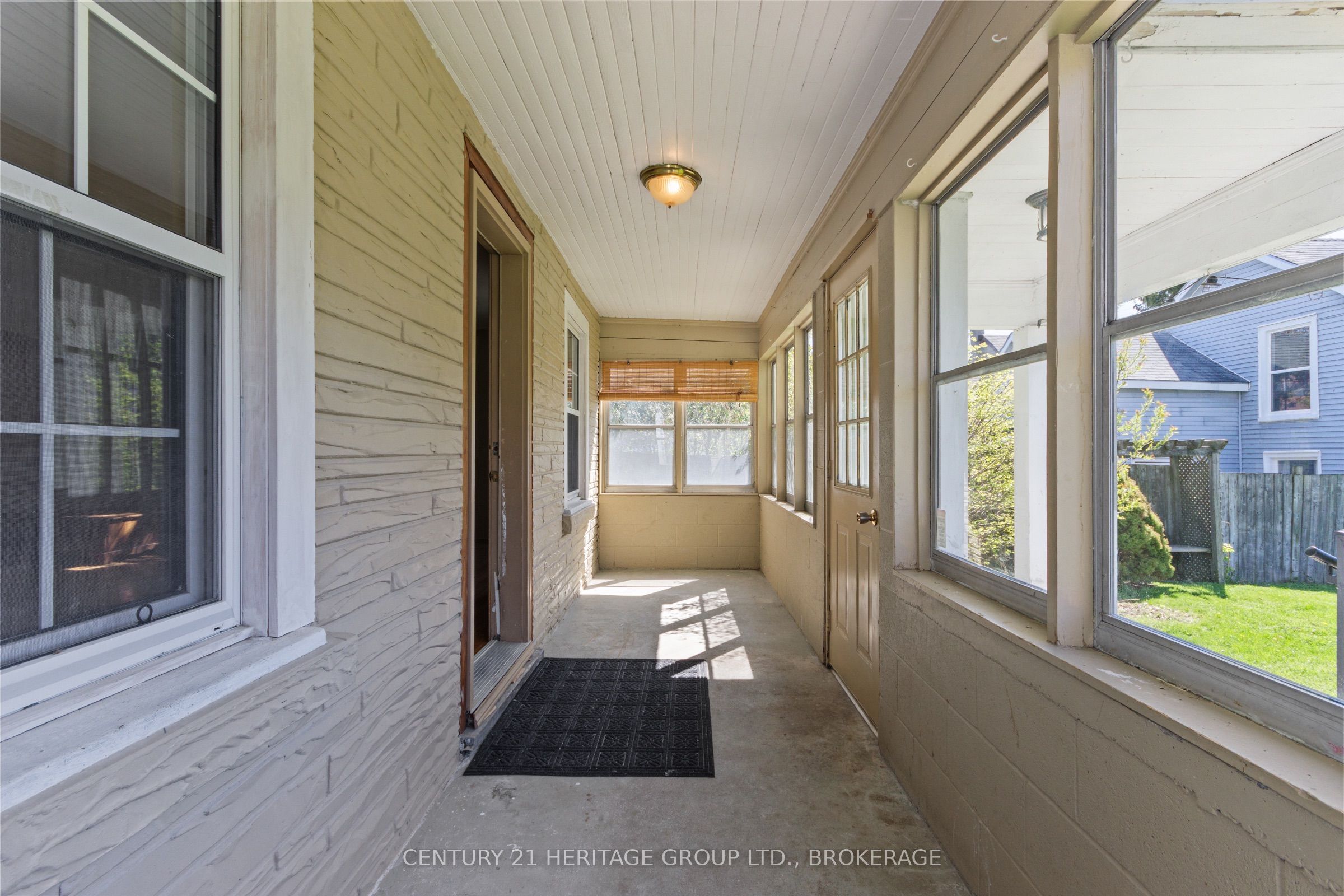 135 James Street Property Photo 4