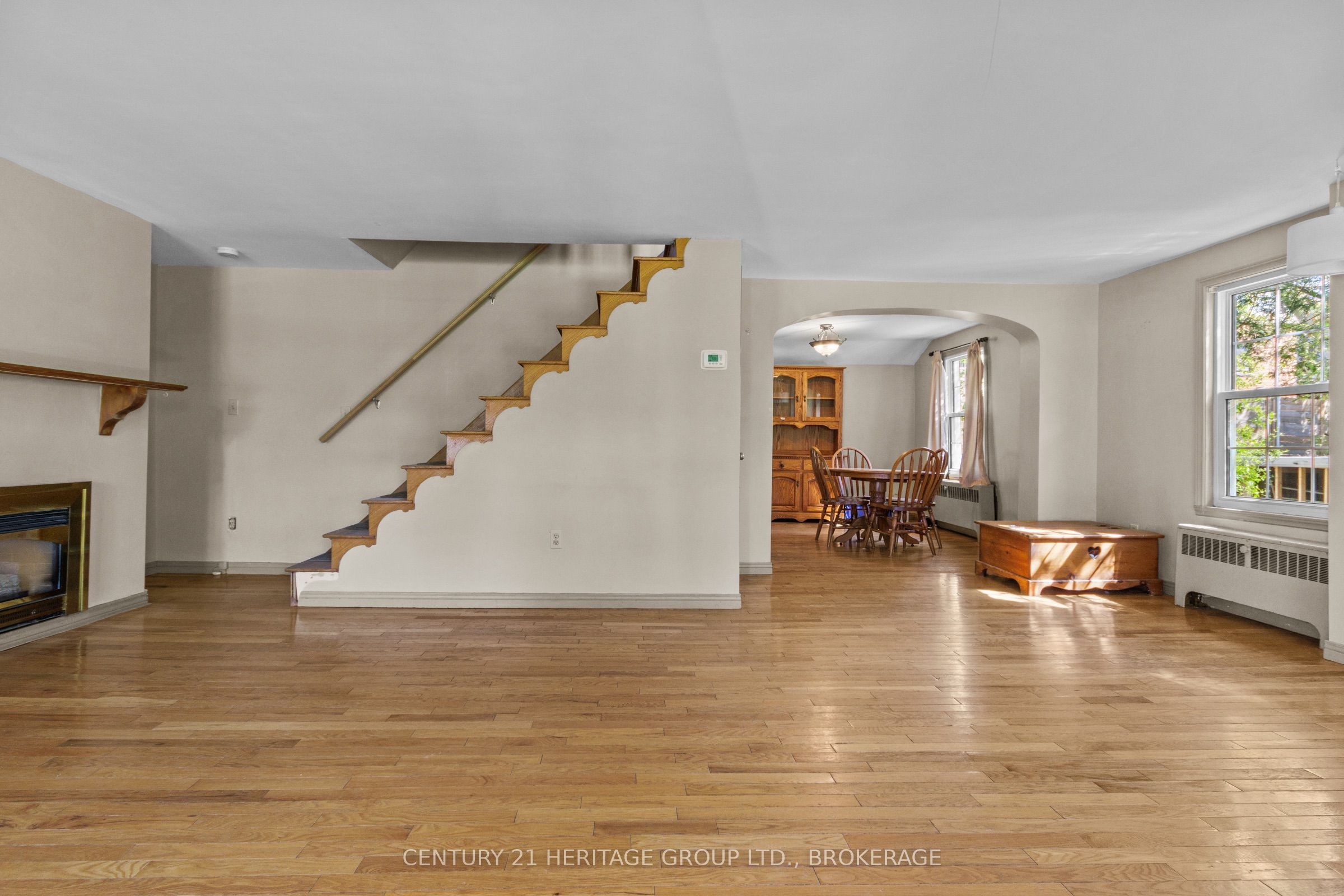 135 James Street Property Photo 6