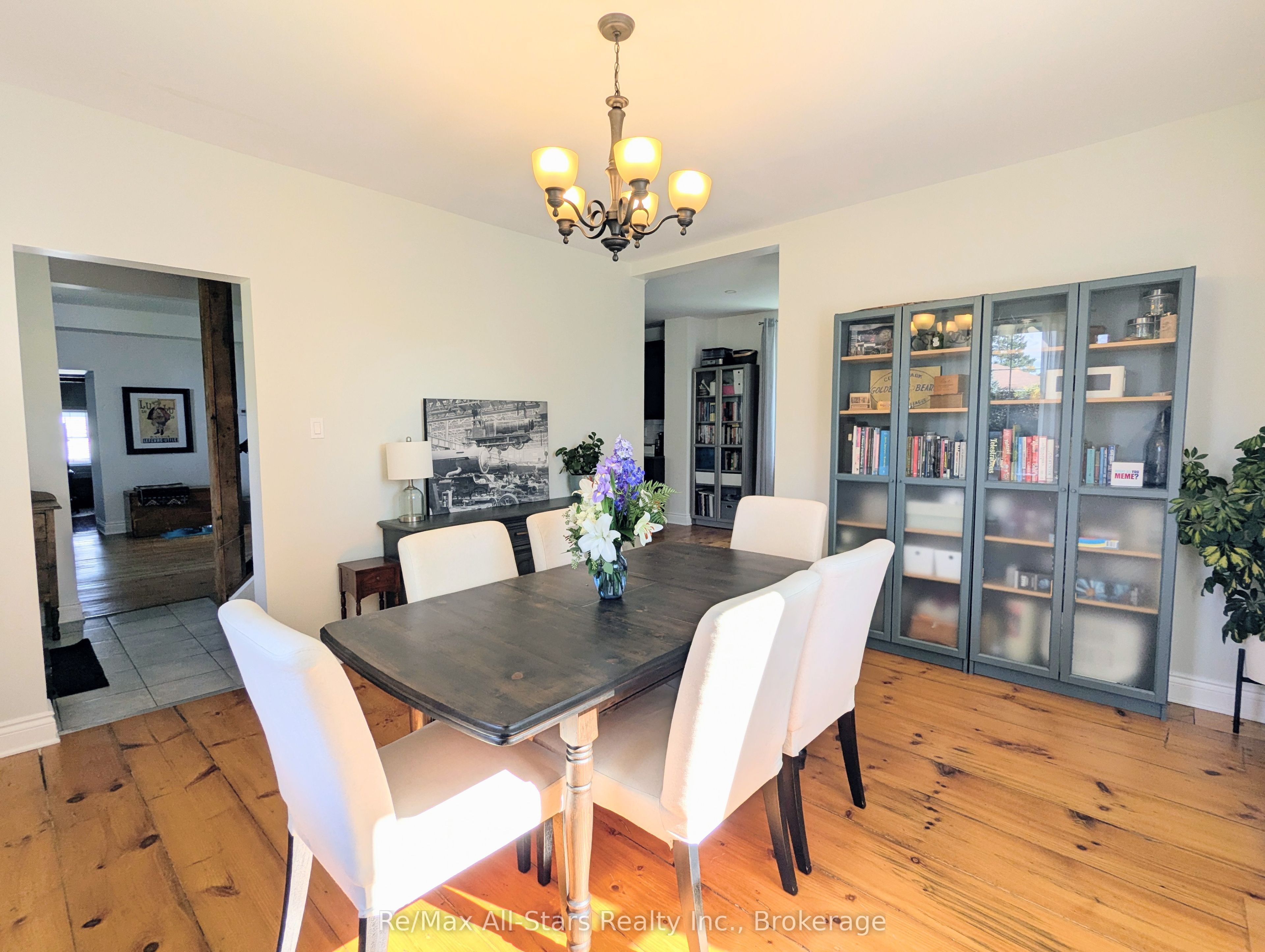 857 Perth Road Property Photo 16