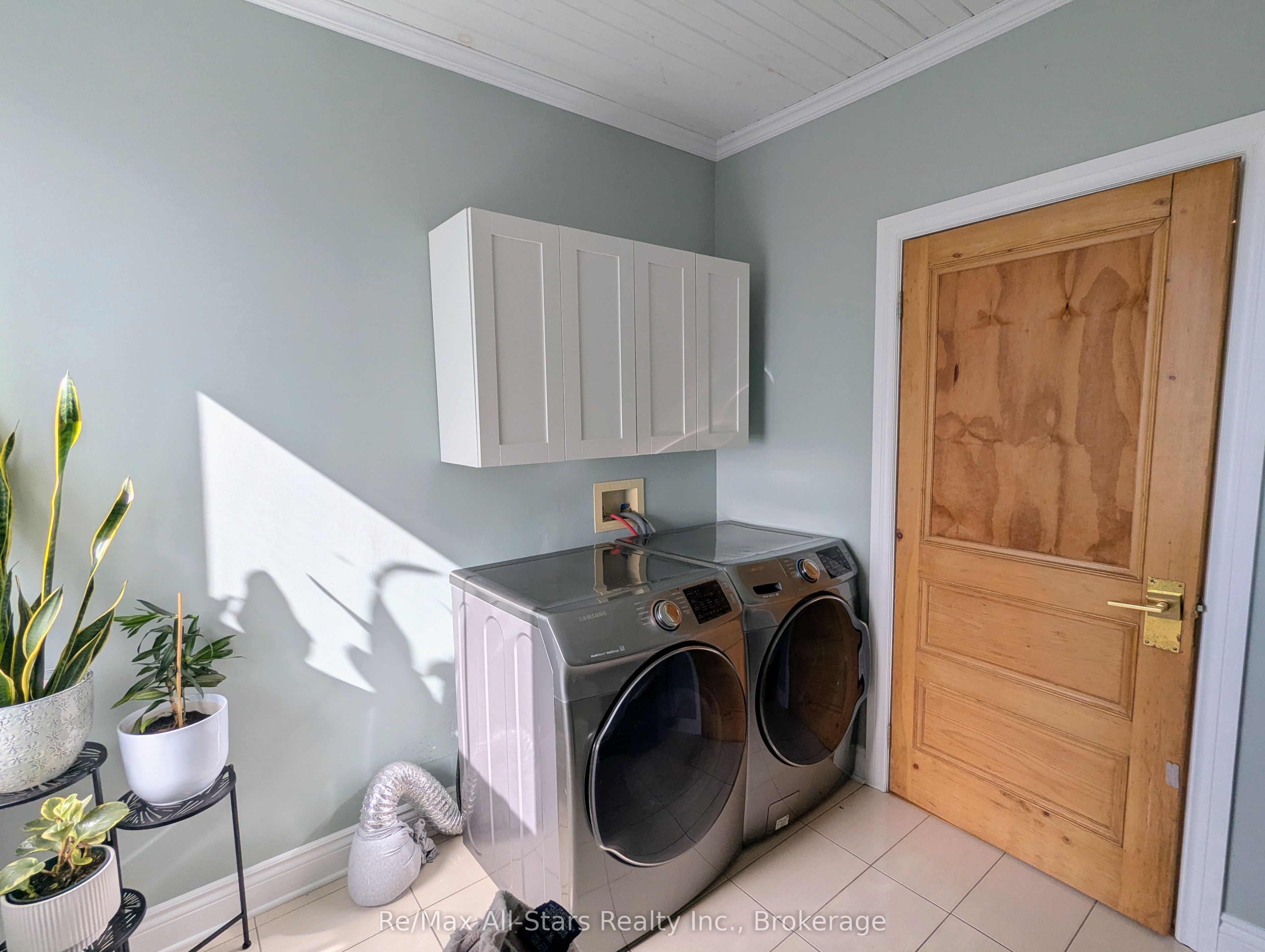 857 Perth Road Property Photo 18