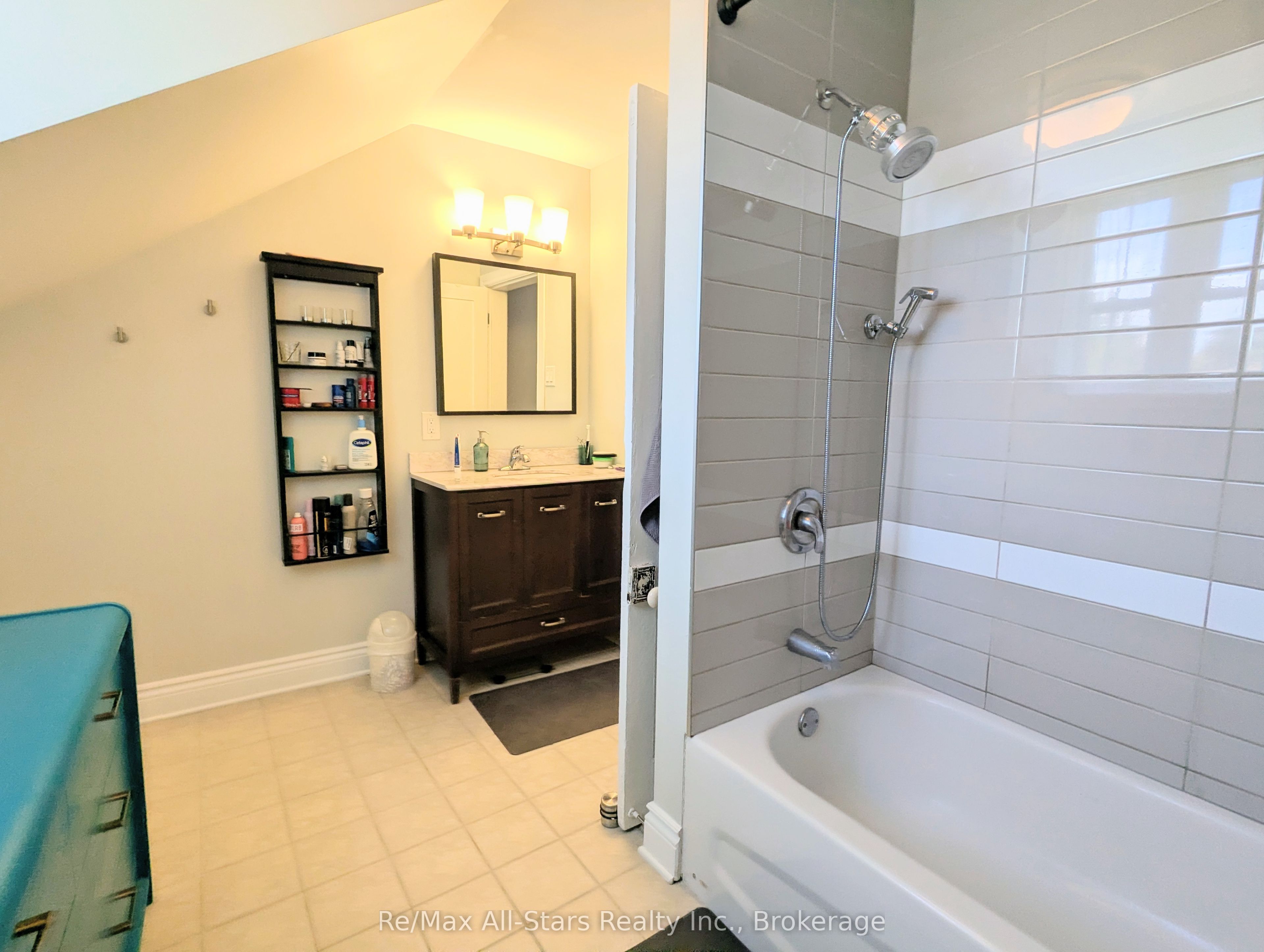 857 Perth Road Property Photo 22