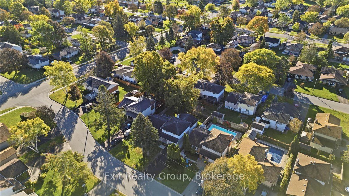 5 Flint Drive Property Photo 2