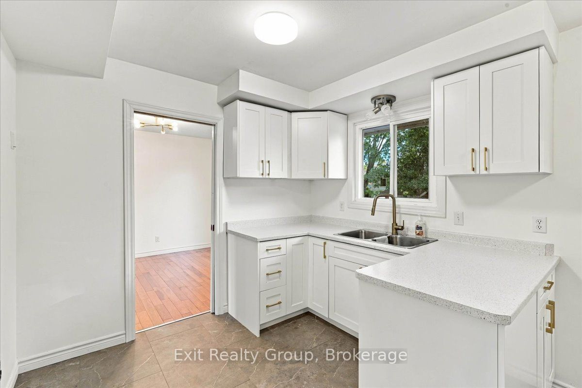 5 Flint Drive Property Photo 9