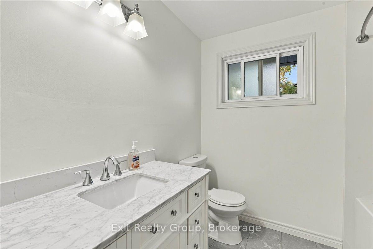 5 Flint Drive Property Photo 25