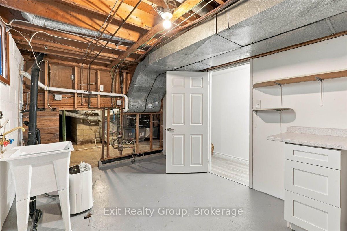 5 Flint Drive Property Photo 27