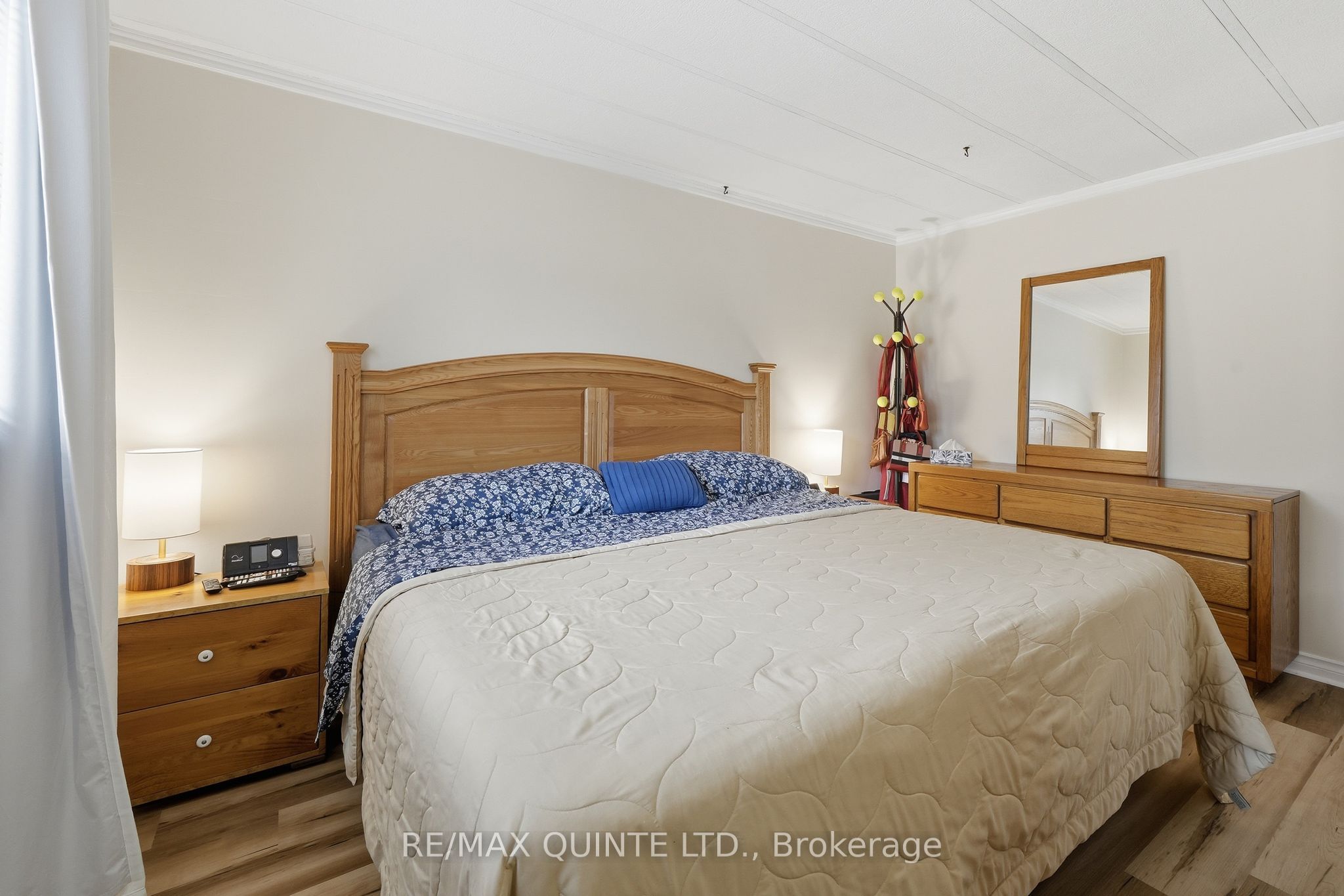 7 Finch Lane Property Photo 19
