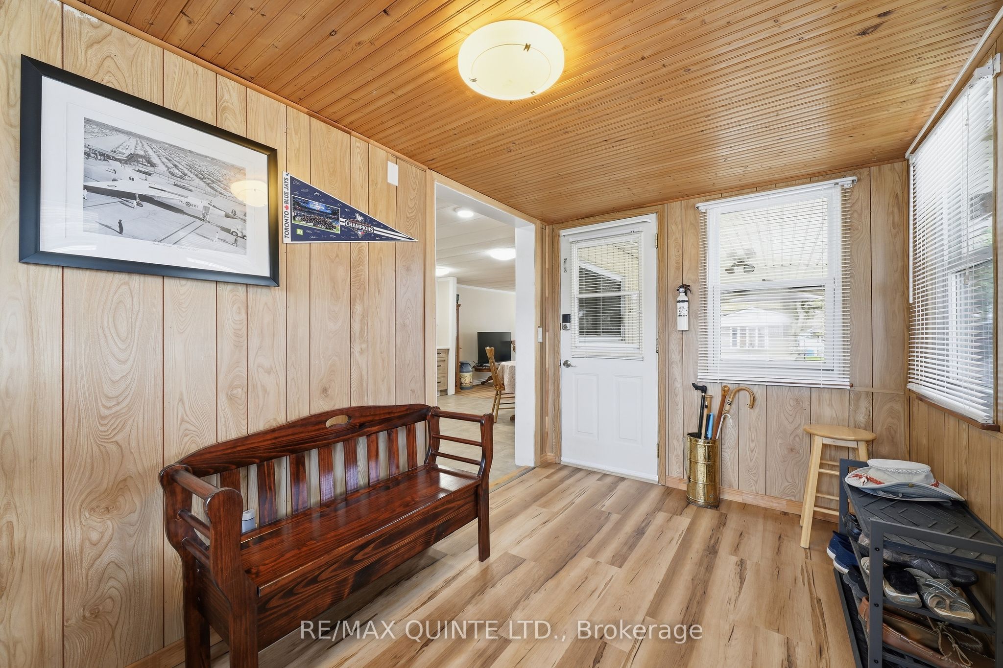 7 Finch Lane Property Photo 28