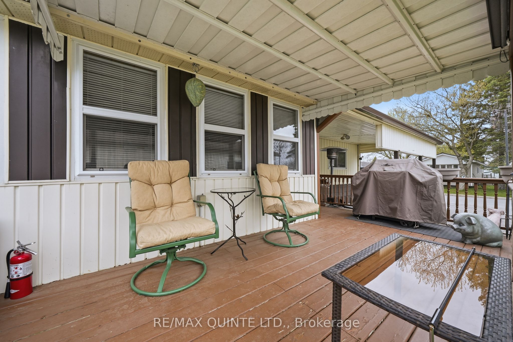 7 Finch Lane Property Photo 30