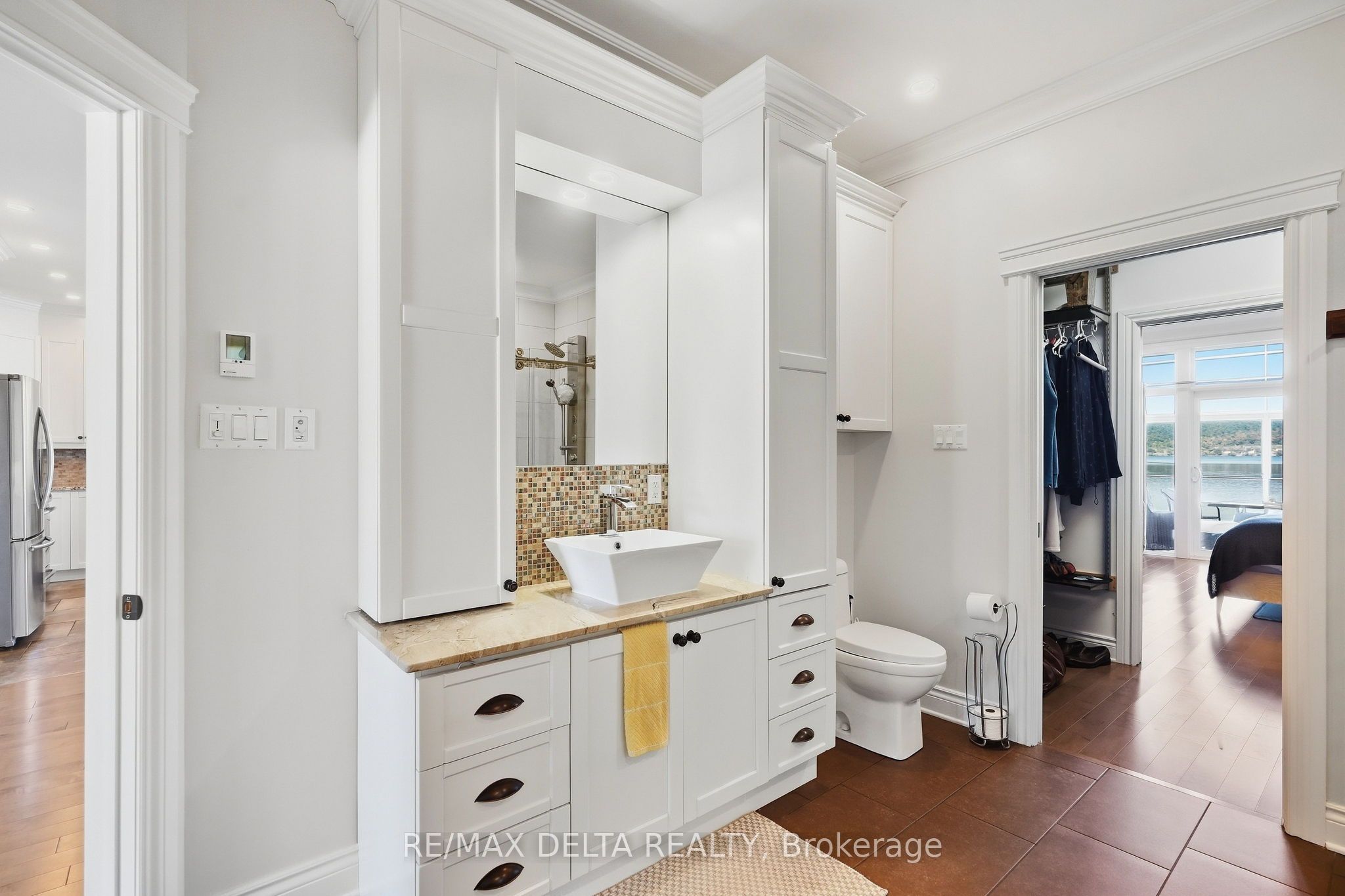 2416 Bay Road Property Photo 14