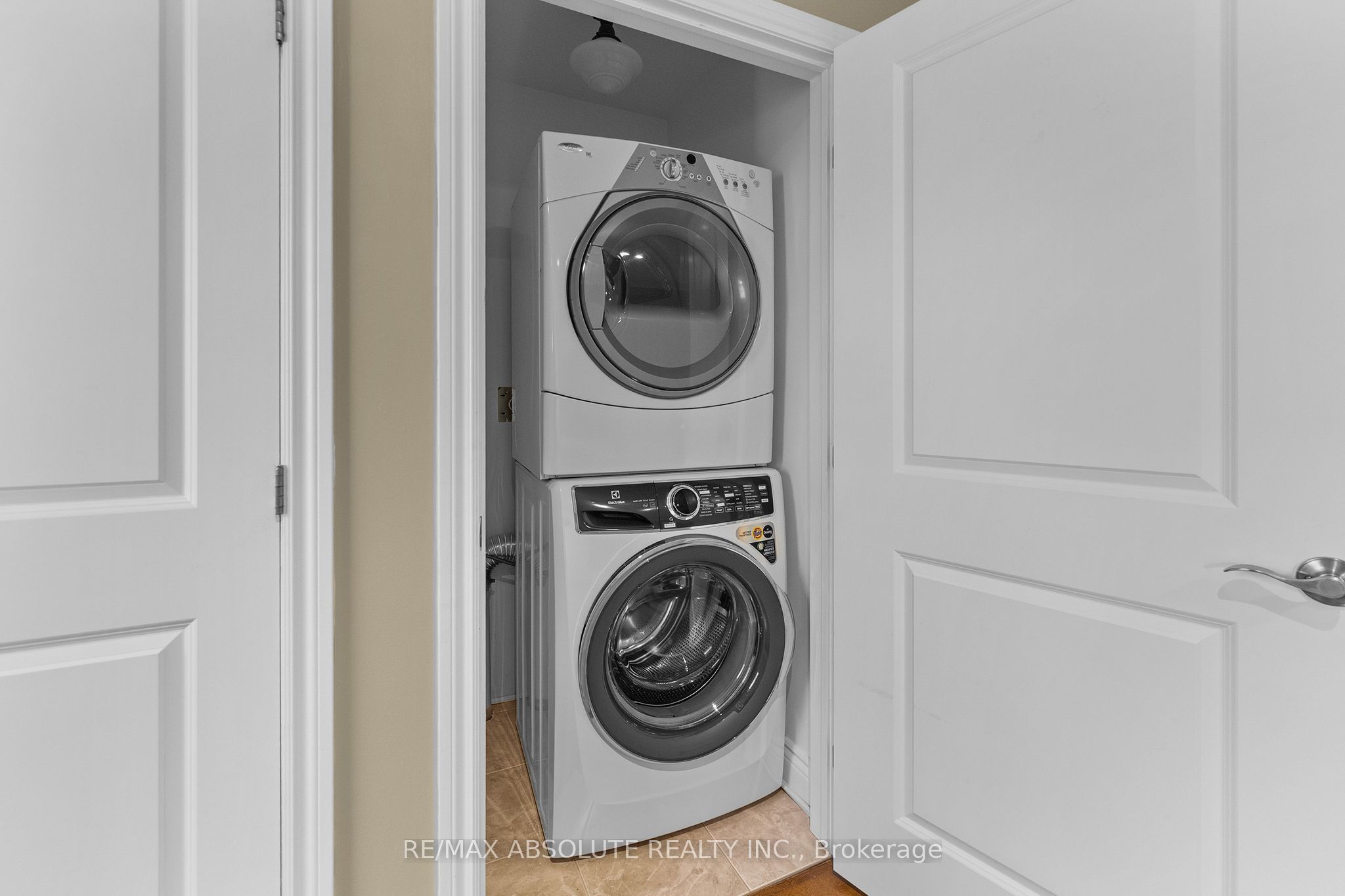 162 Dan Street Property Photo 31