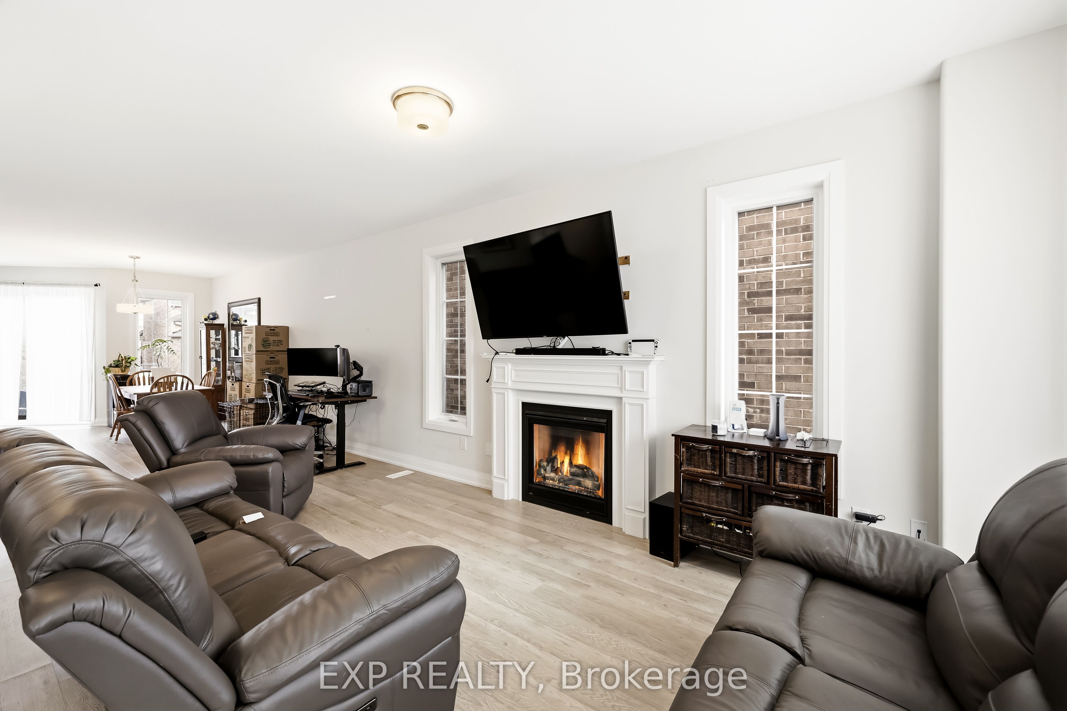 294 Noftall Gardens Property Photo 6