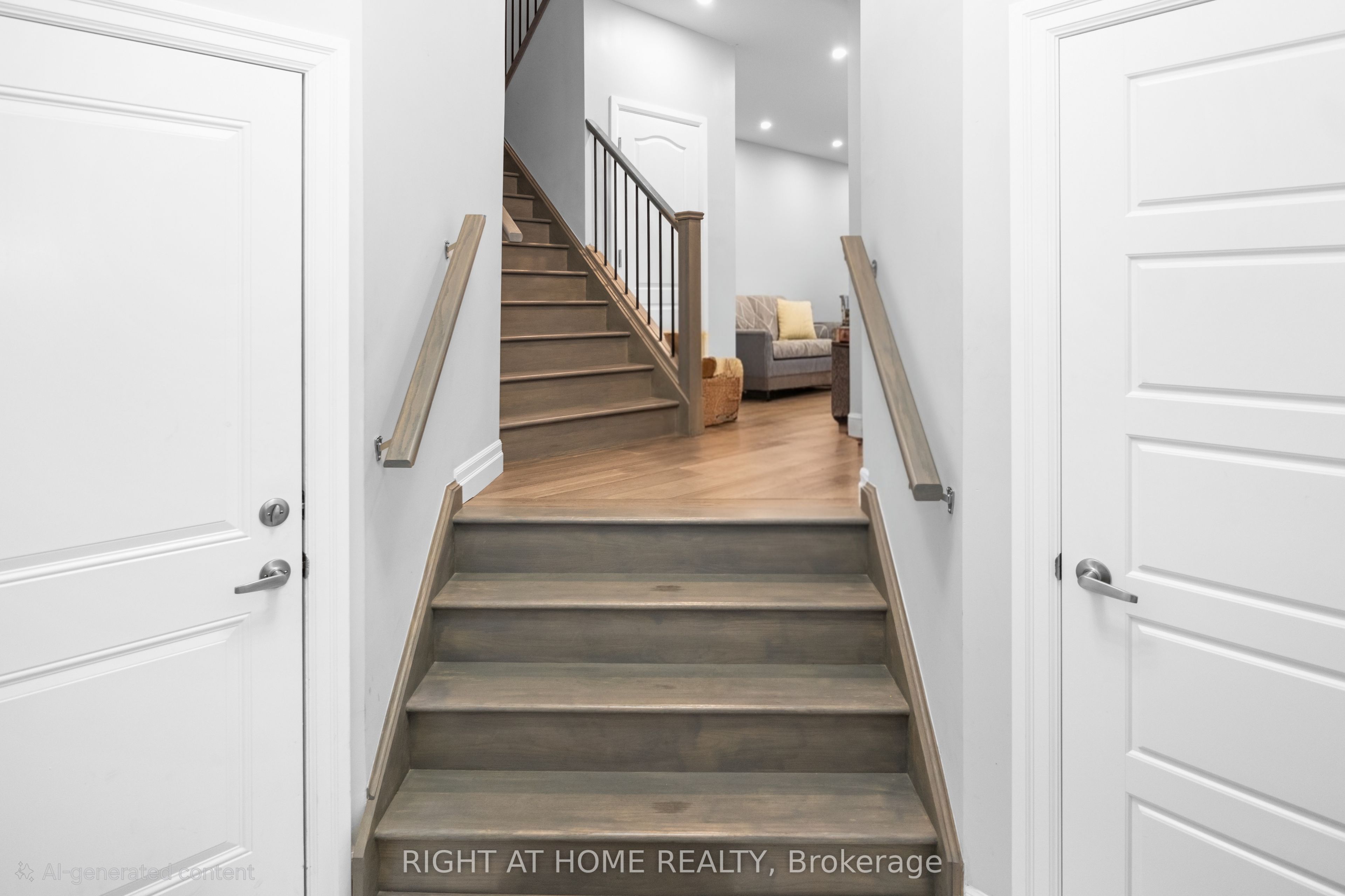 1515 Dylan Street Upper Property Photo 5