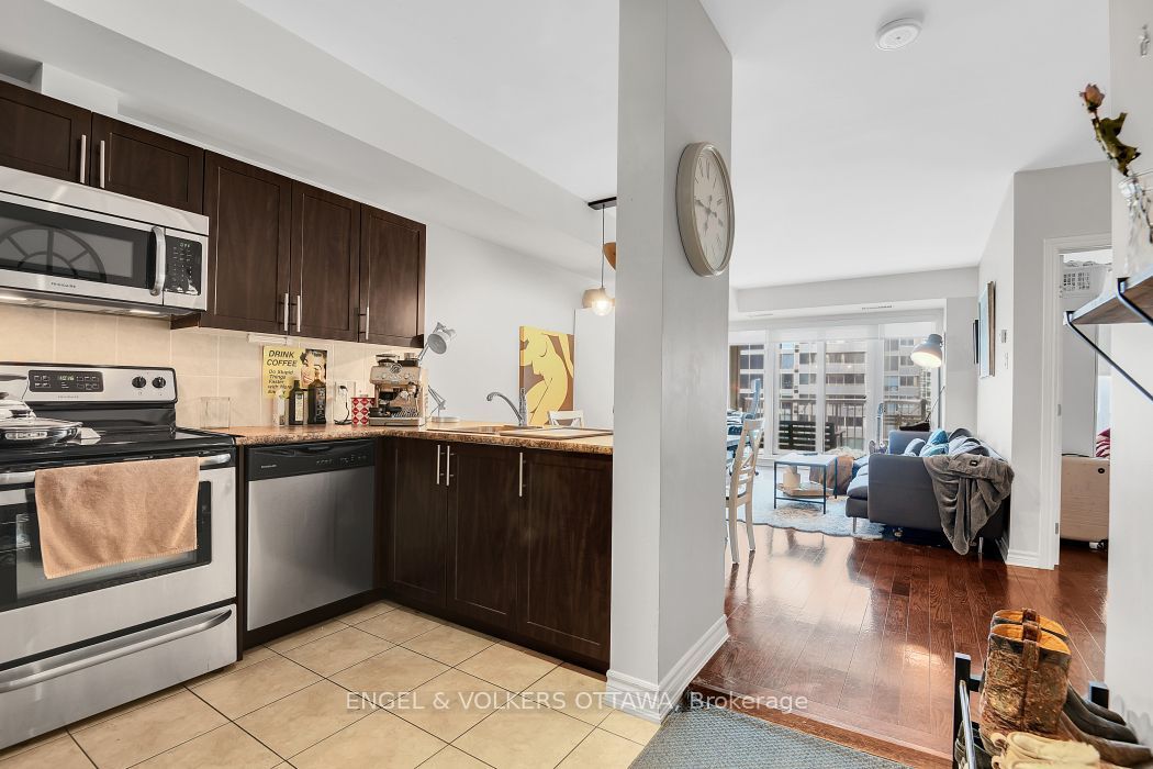 234 Rideau Street 902 Property Photo 10
