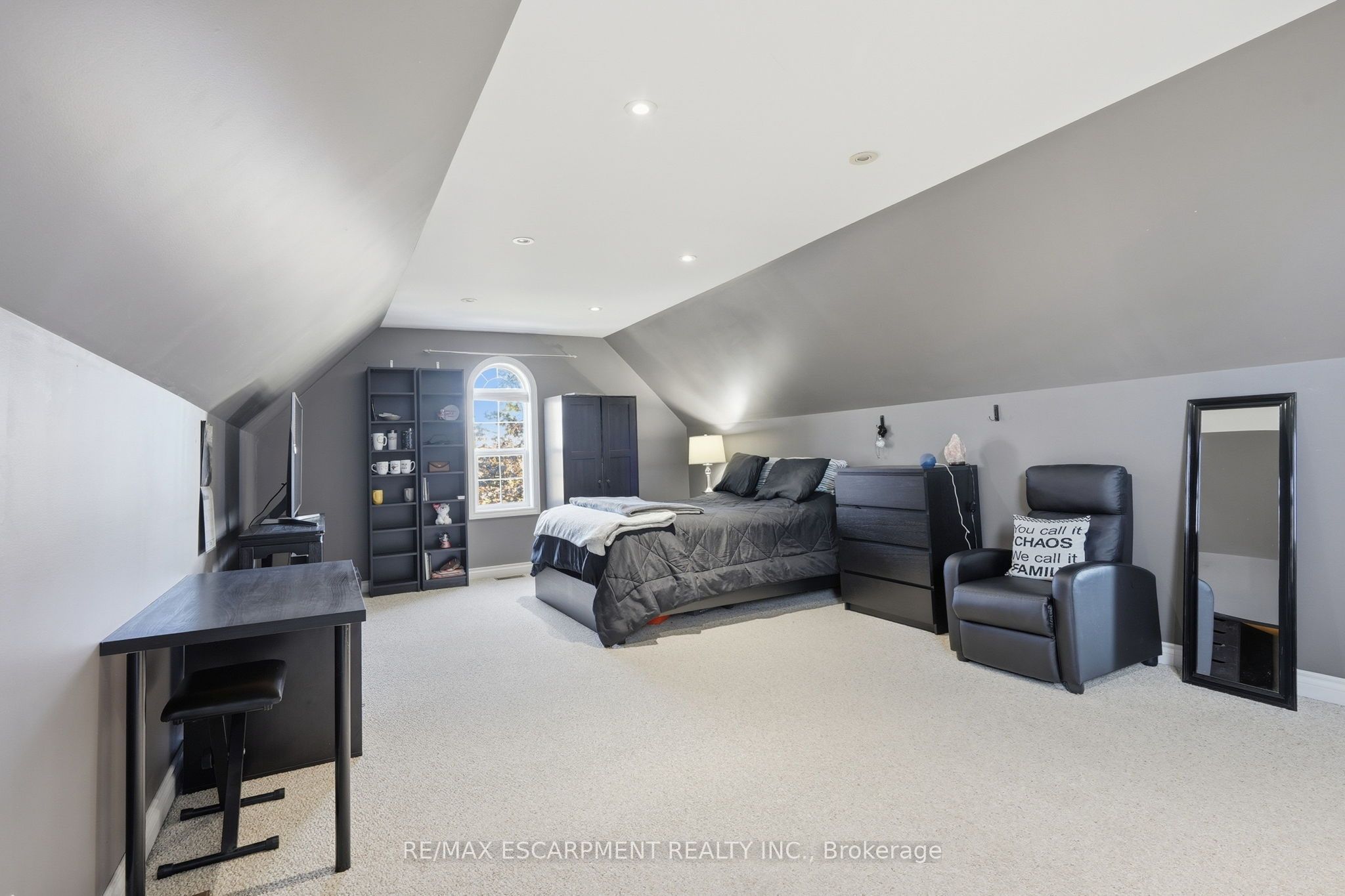 860 Regional Road 27 Property Photo 25