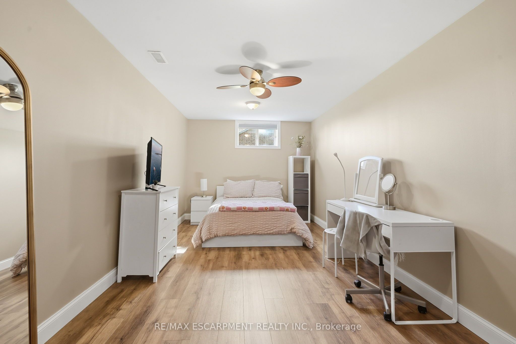 860 Regional Road 27 Property Photo 31