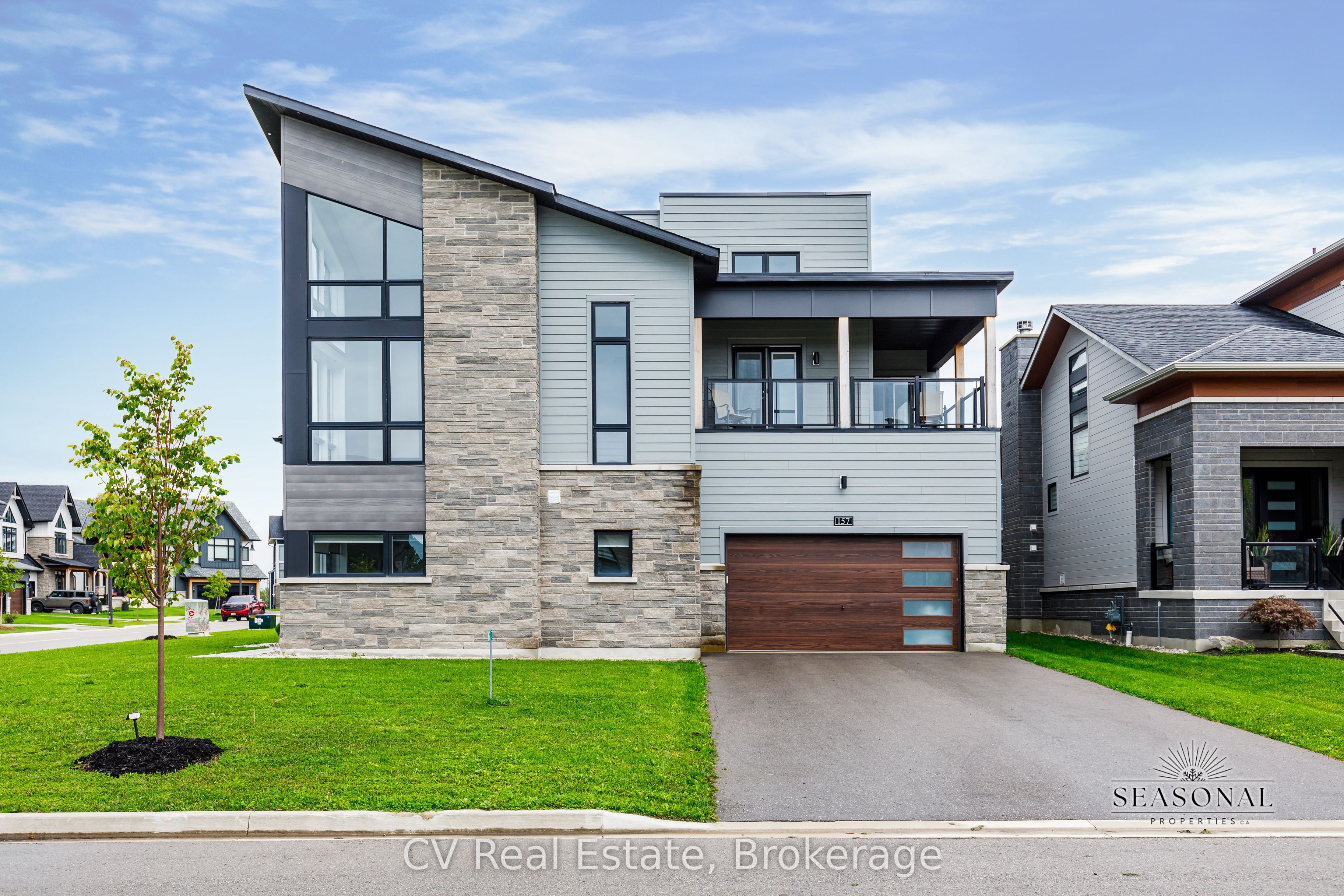 157 Springside Crescent Property Photo 4