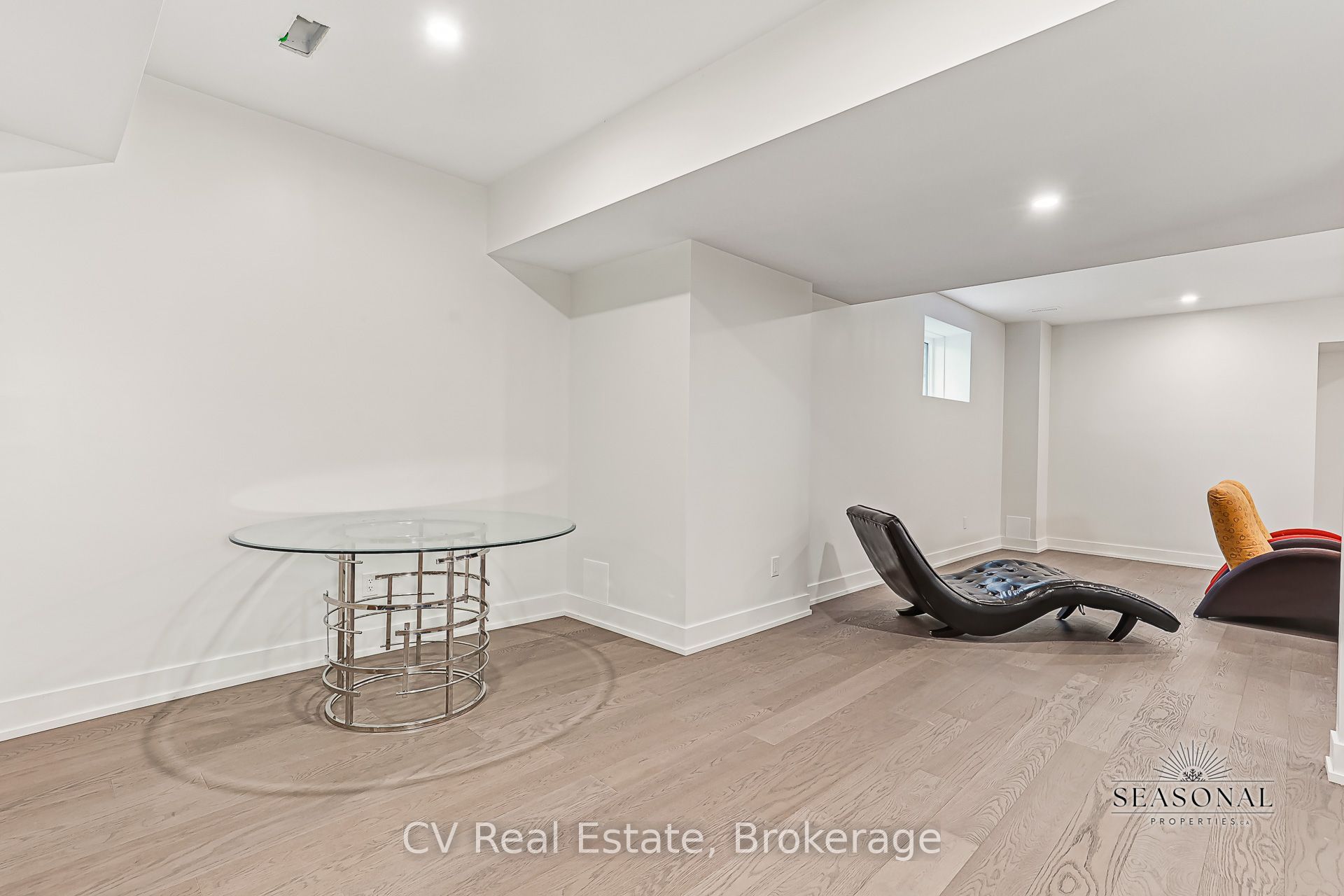 157 Springside Crescent Property Photo 17