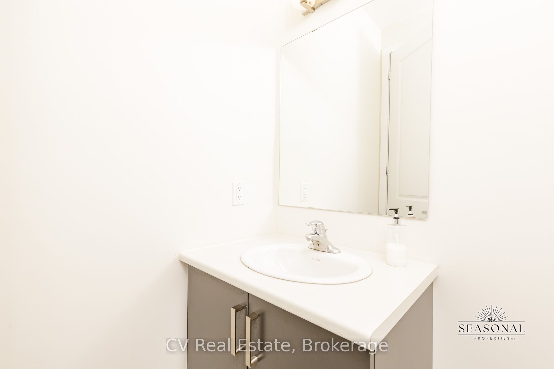 157 Springside Crescent Property Photo 21