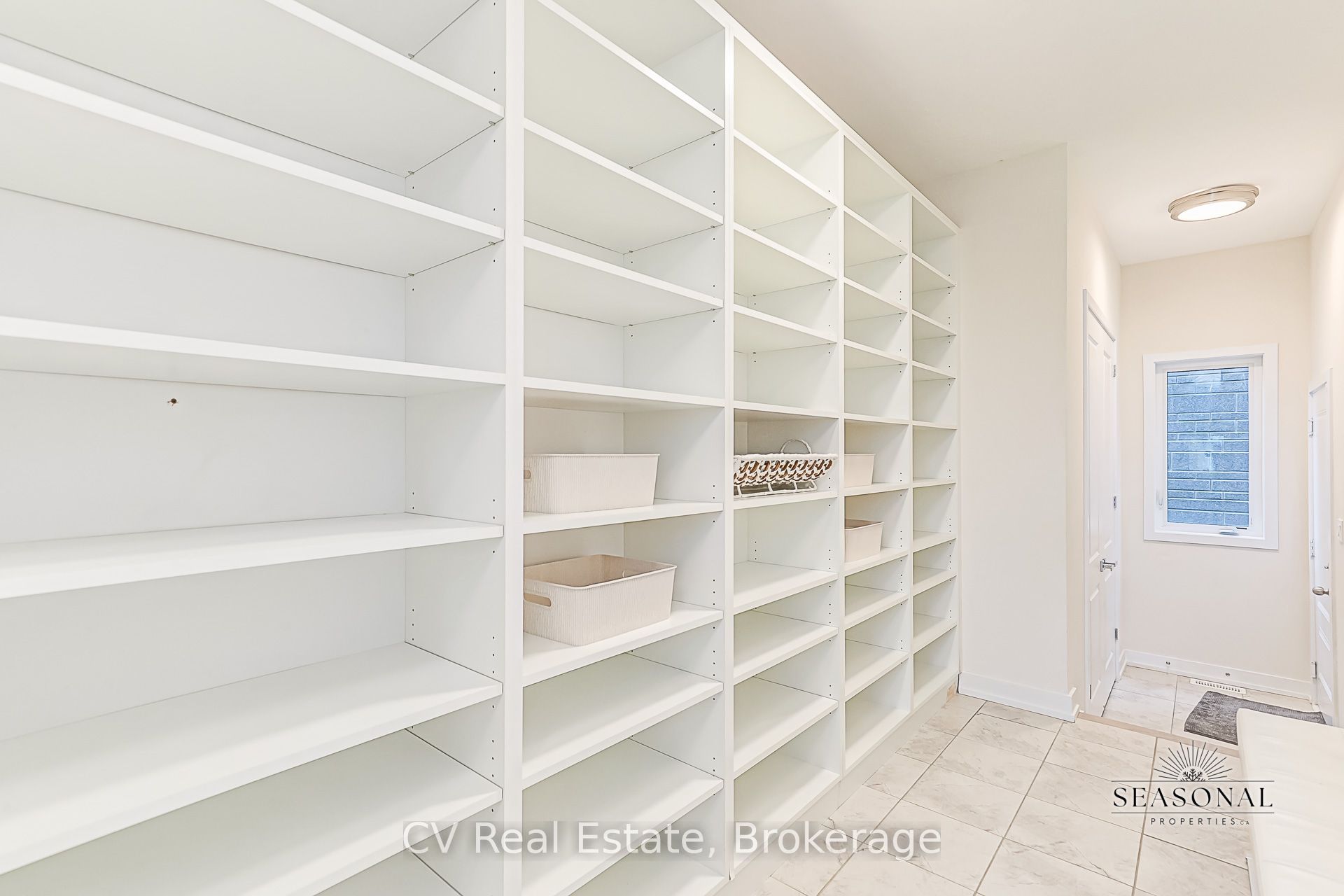 157 Springside Crescent Property Photo 41