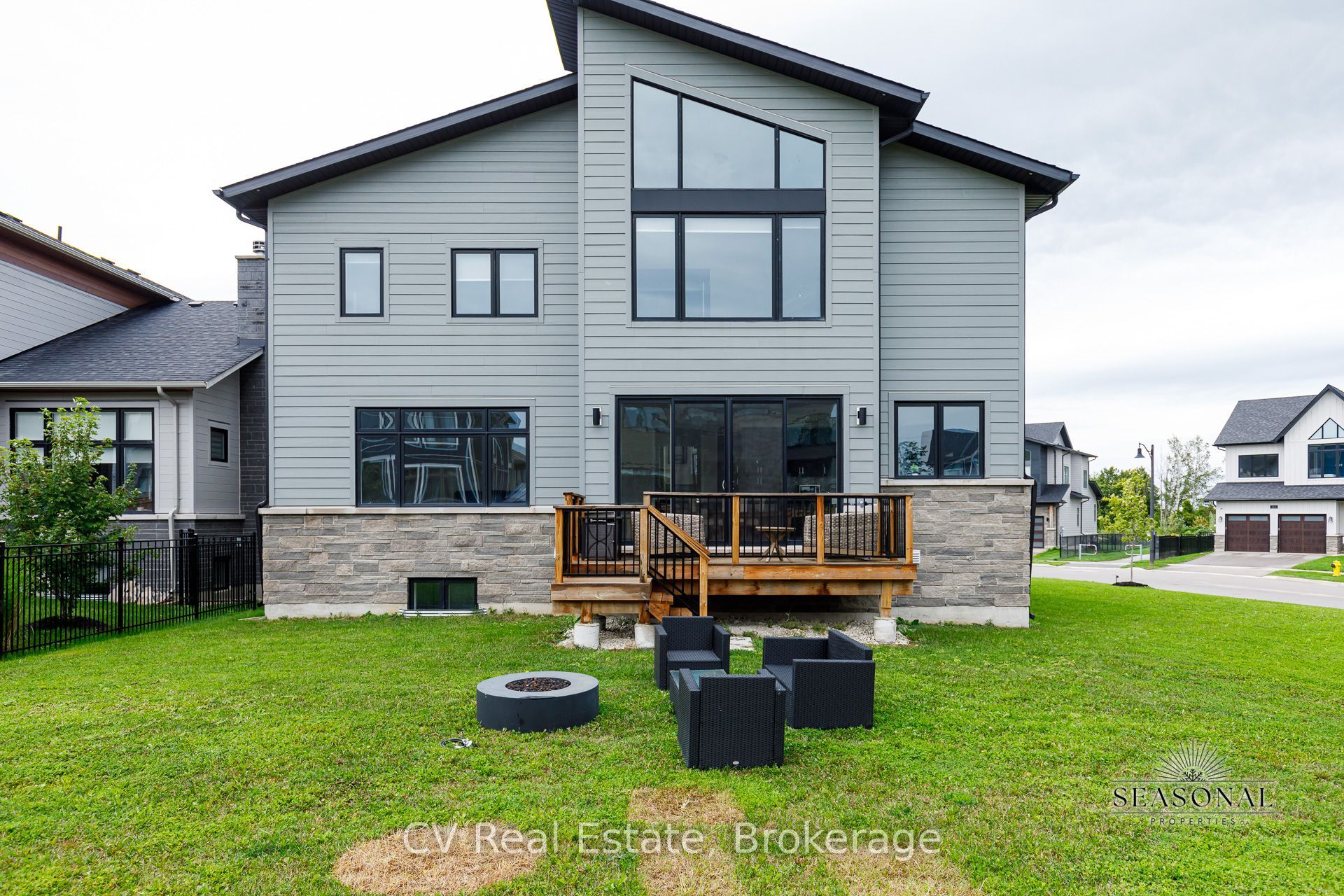 157 Springside Crescent Property Photo 46