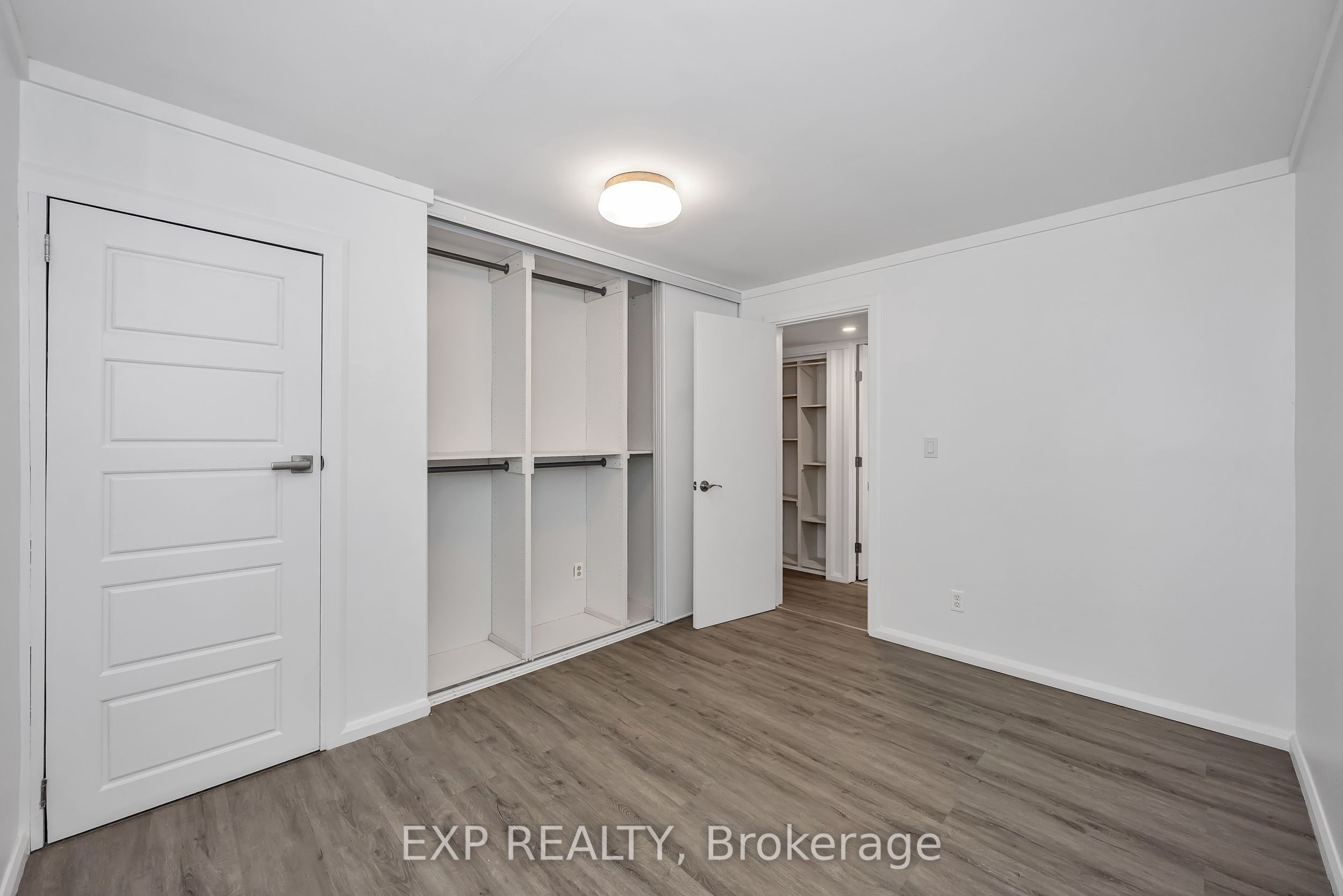 557 Glenview Road Property Photo 27