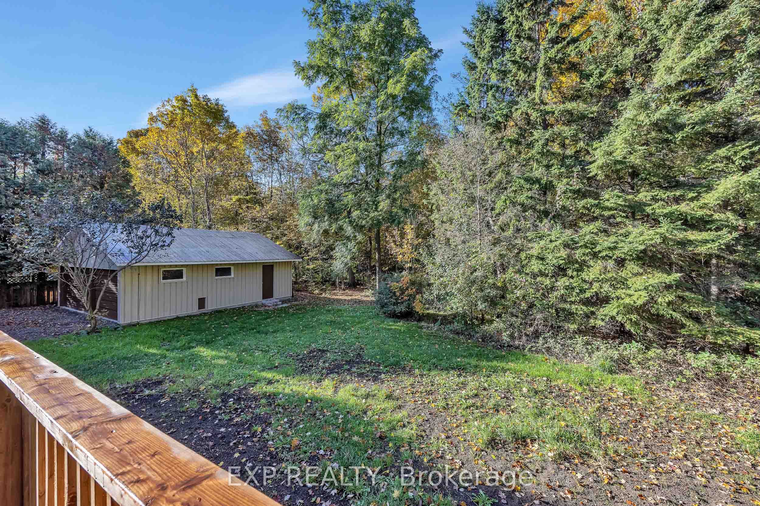 557 Glenview Road Property Photo 33