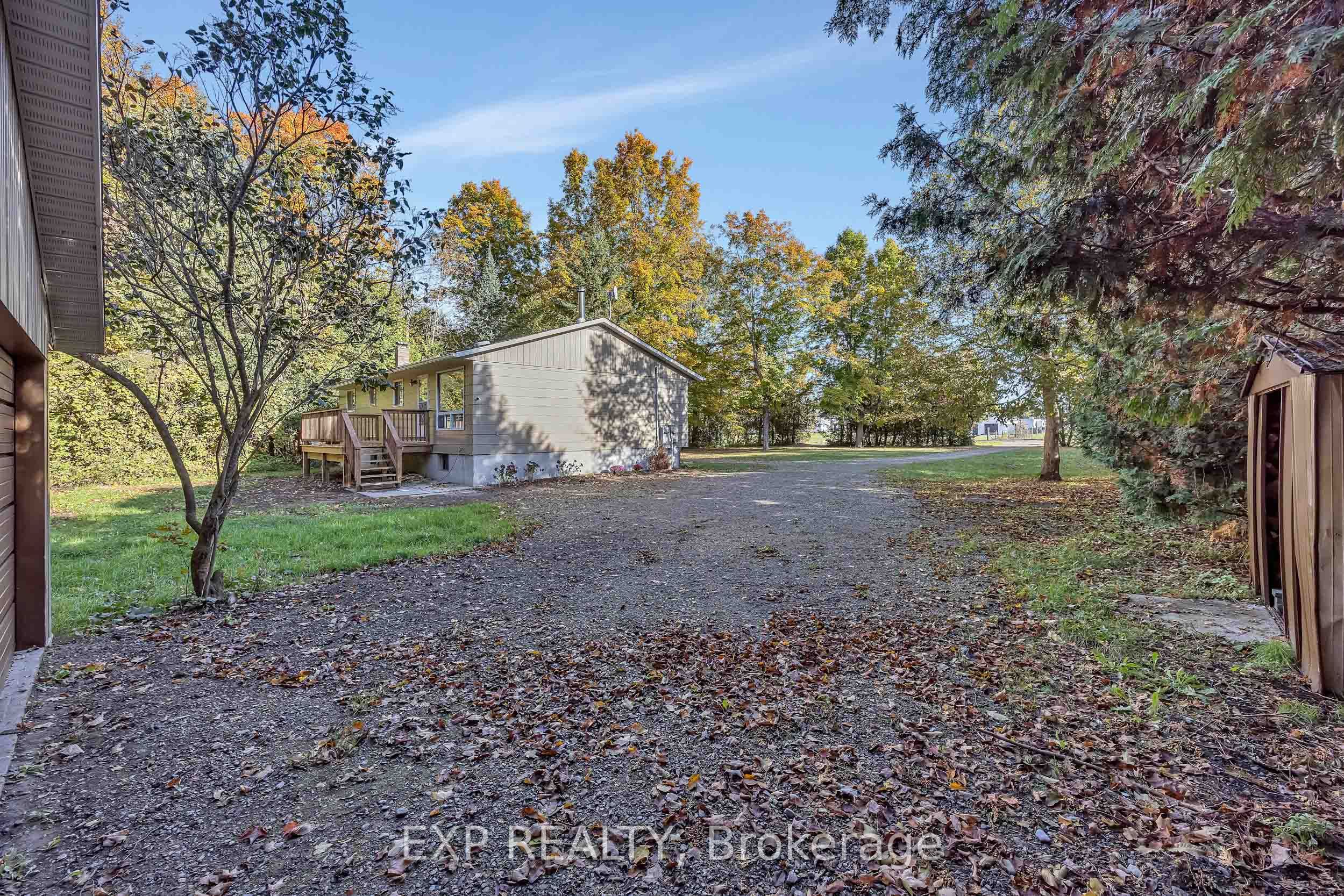 557 Glenview Road Property Photo 35