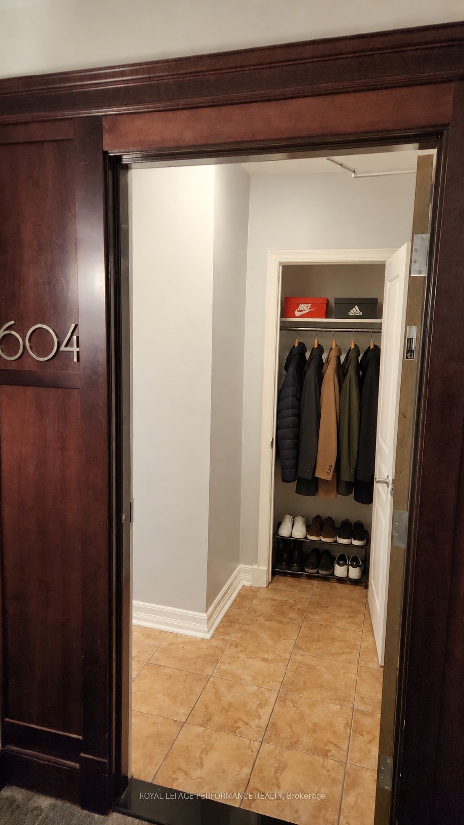200 Besserer Street 604 Property Photo 5
