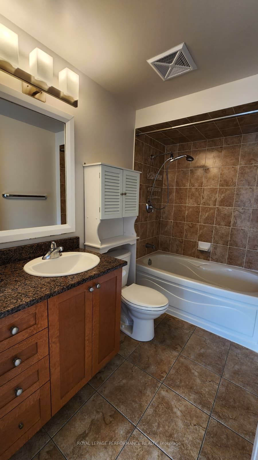 200 Besserer Street 604 Property Photo 17