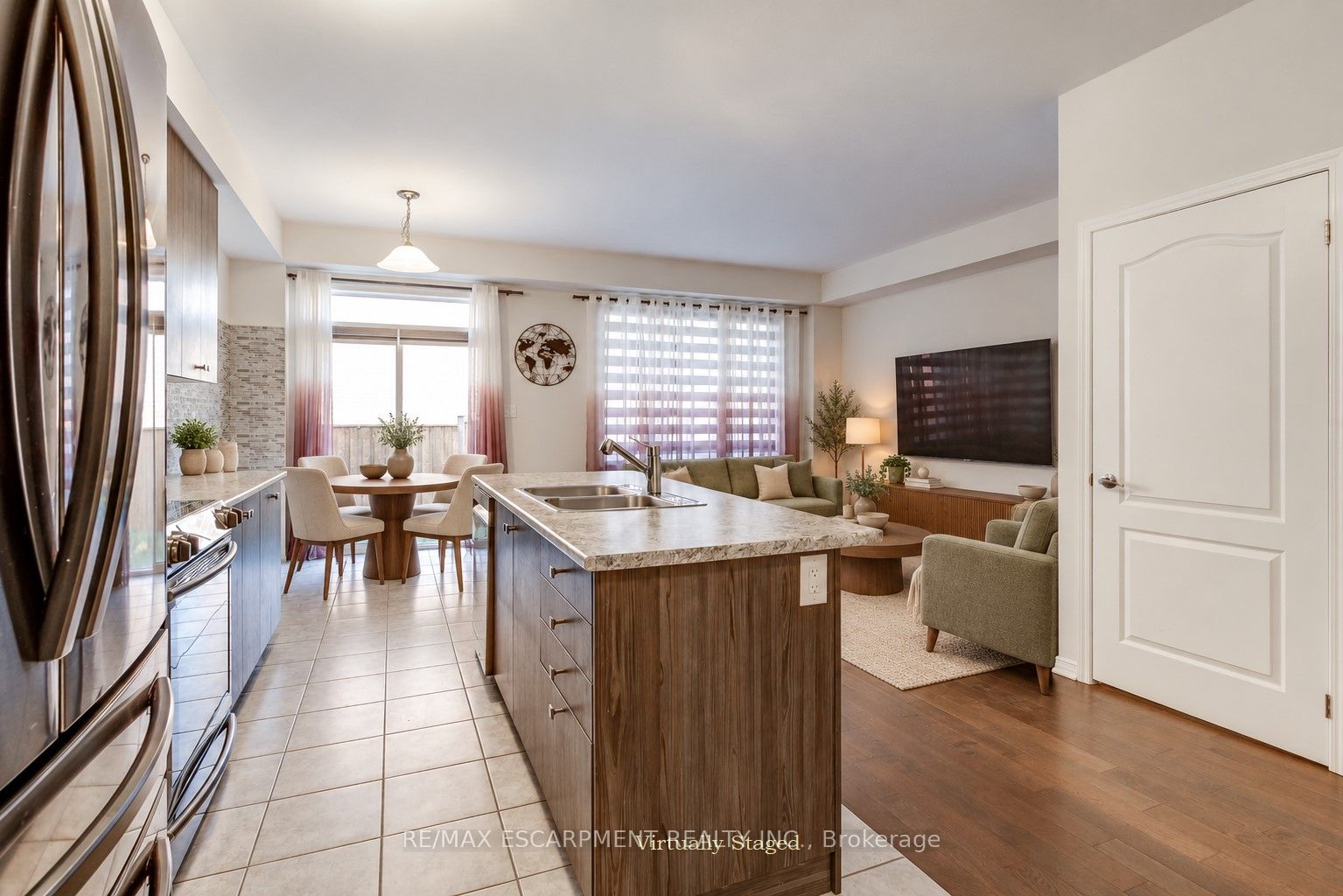 80 Oaktree Drive Property Photo 13