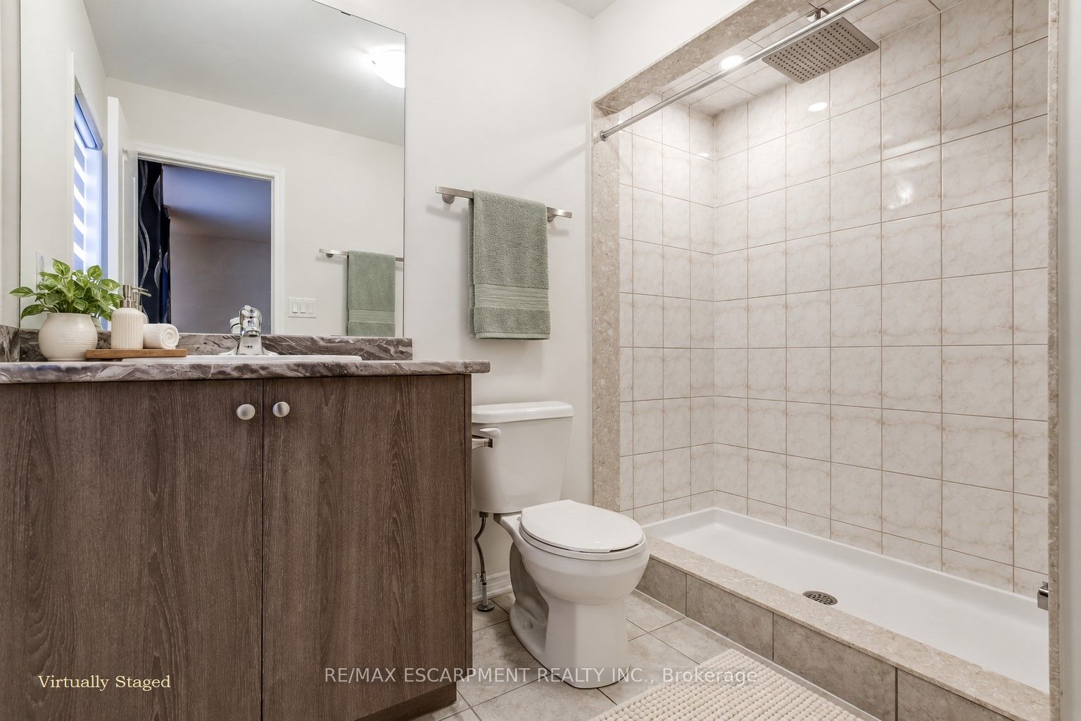 80 Oaktree Drive Property Photo 30